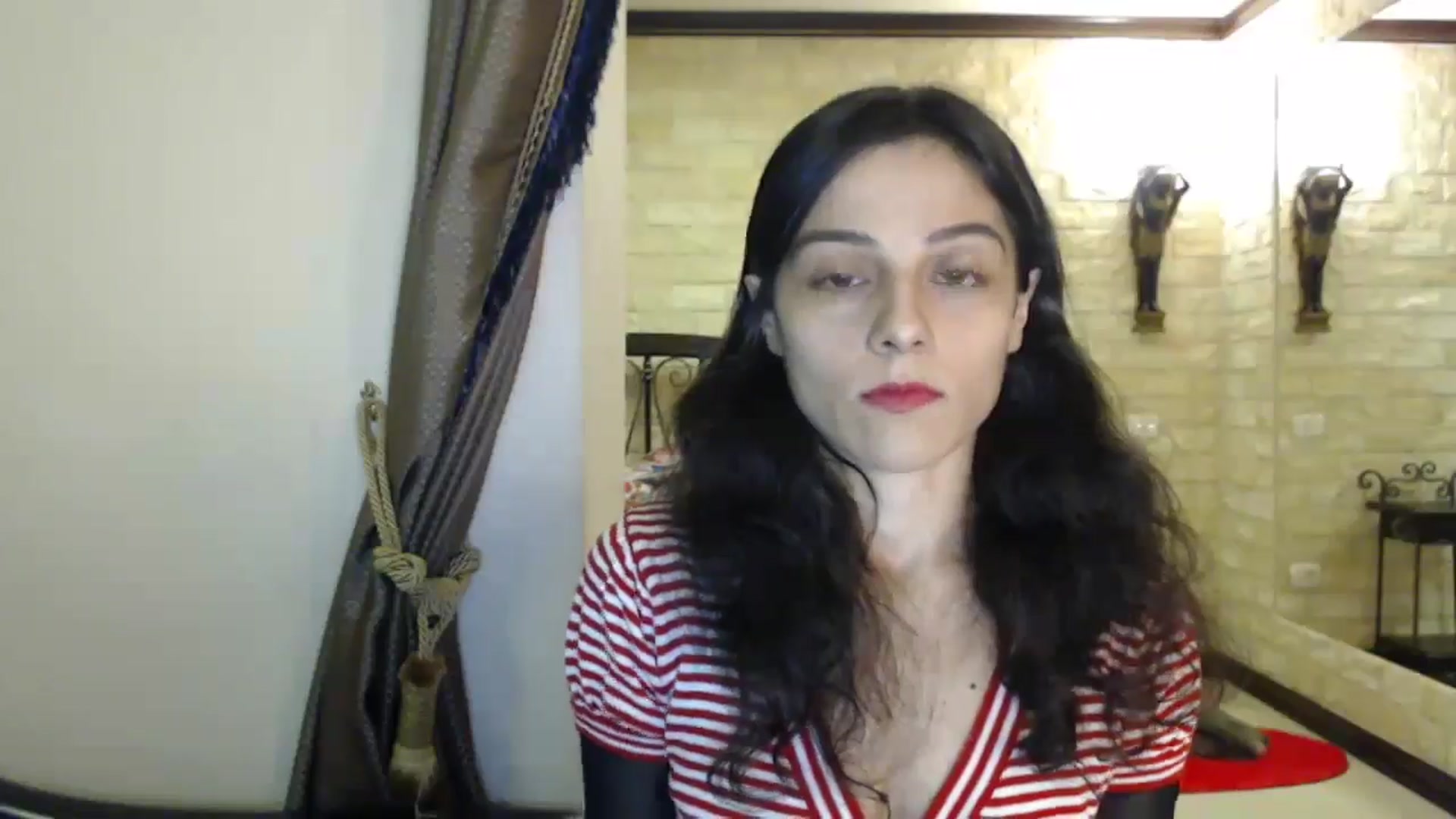 Gallery image thumbnail from ThePerfectNme's myfreecams stream on, 11/02/2024, 04:10 image 16 of 20