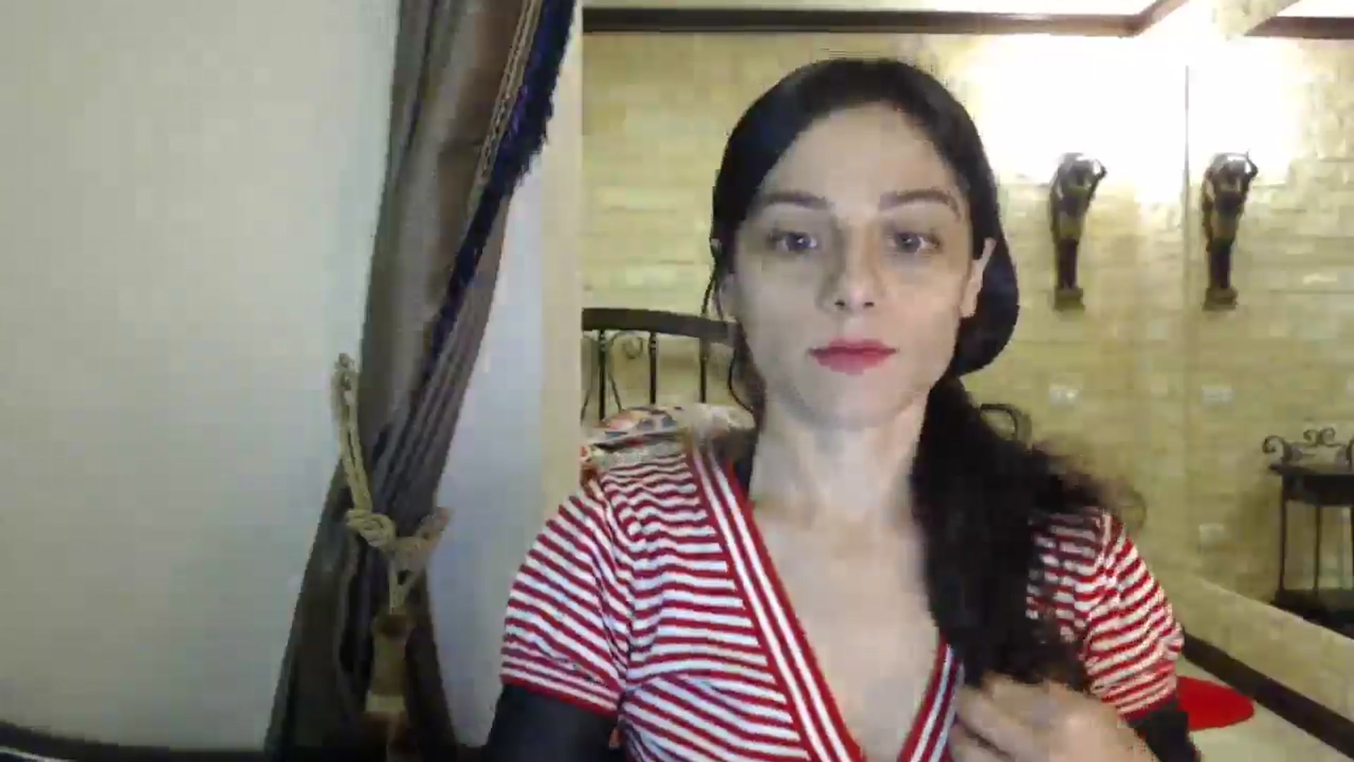 Gallery image thumbnail from ThePerfectNme's myfreecams stream on, 11/02/2024, 04:10 image 17 of 20