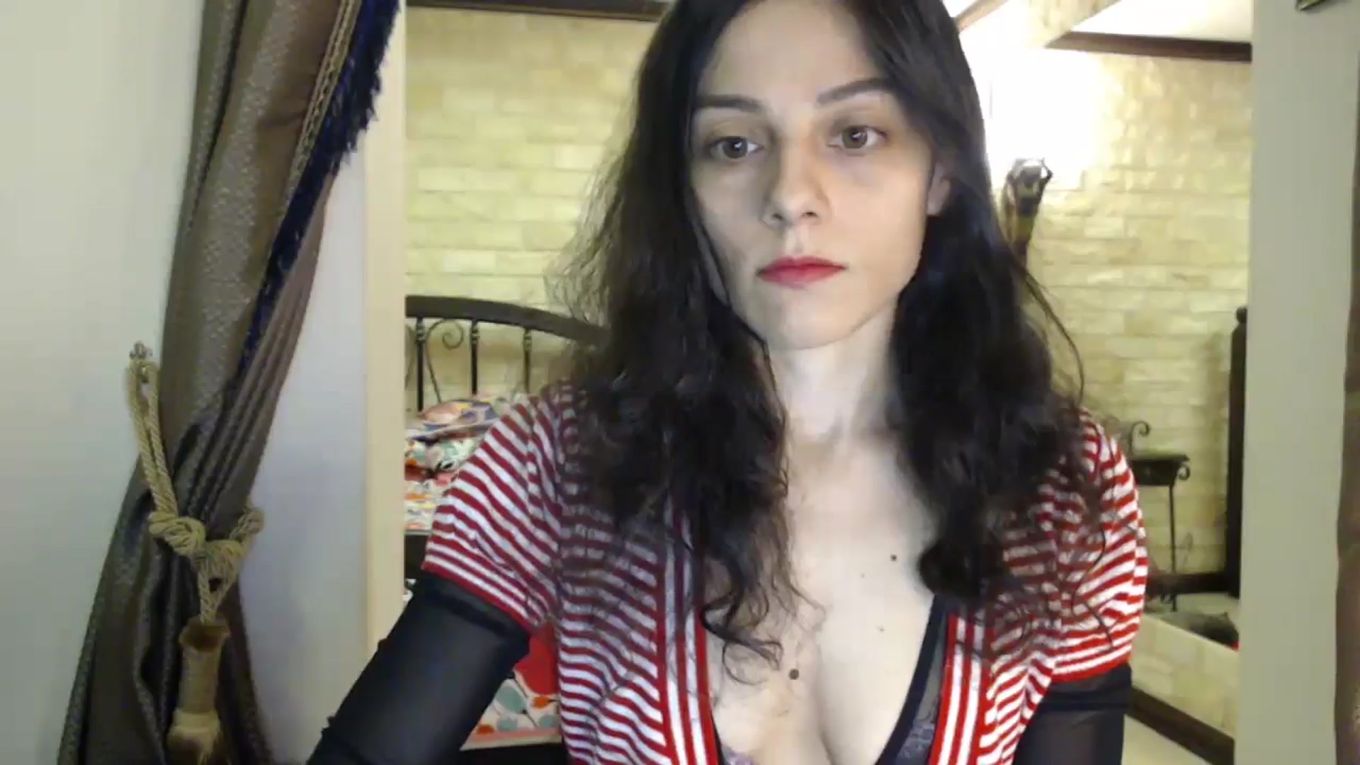 Gallery image thumbnail from ThePerfectNme's myfreecams stream on, 11/02/2024, 04:32 image 4 of 20