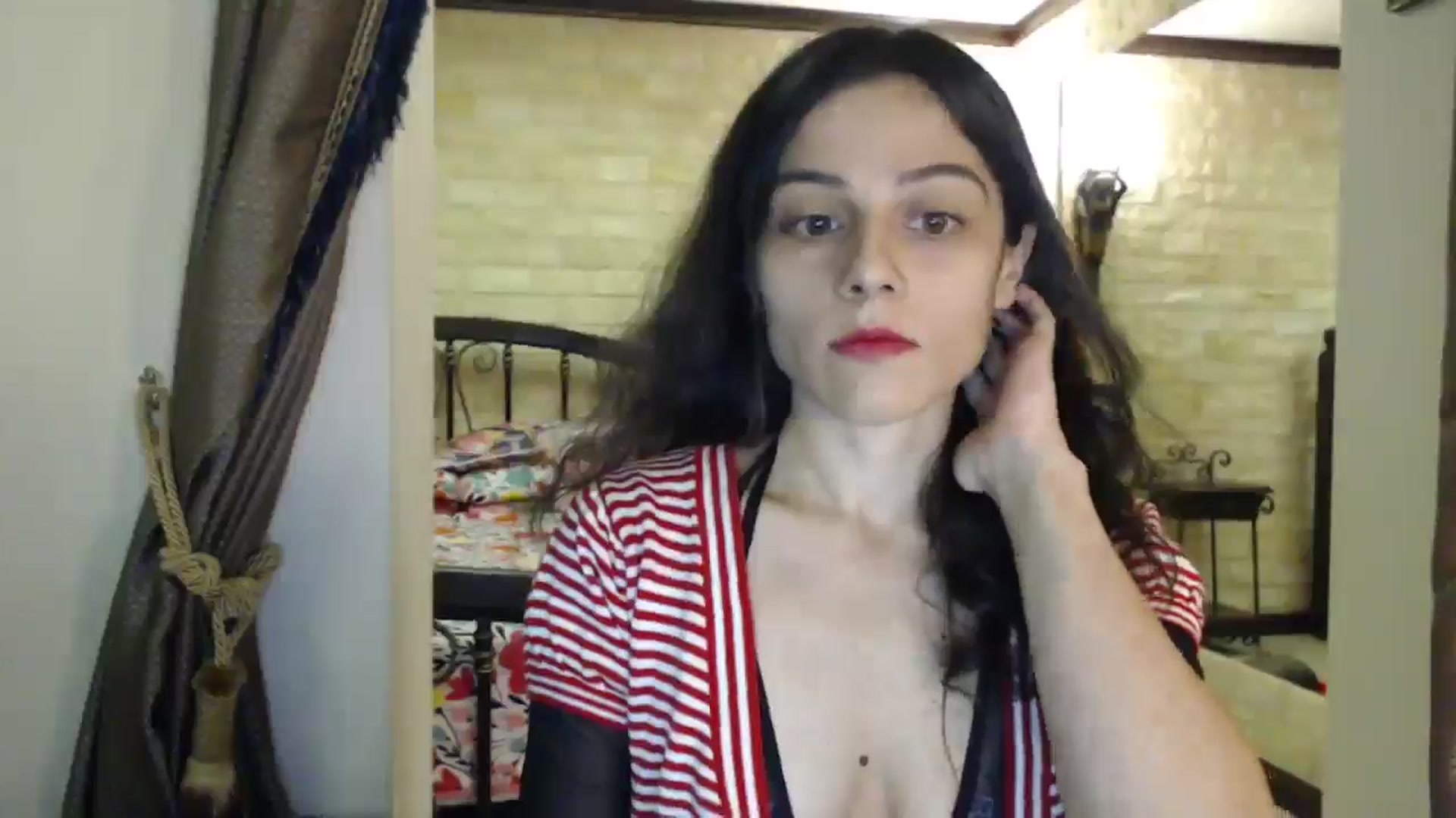 Gallery image thumbnail from ThePerfectNme's myfreecams stream on, 11/02/2024, 04:32 image 9 of 20