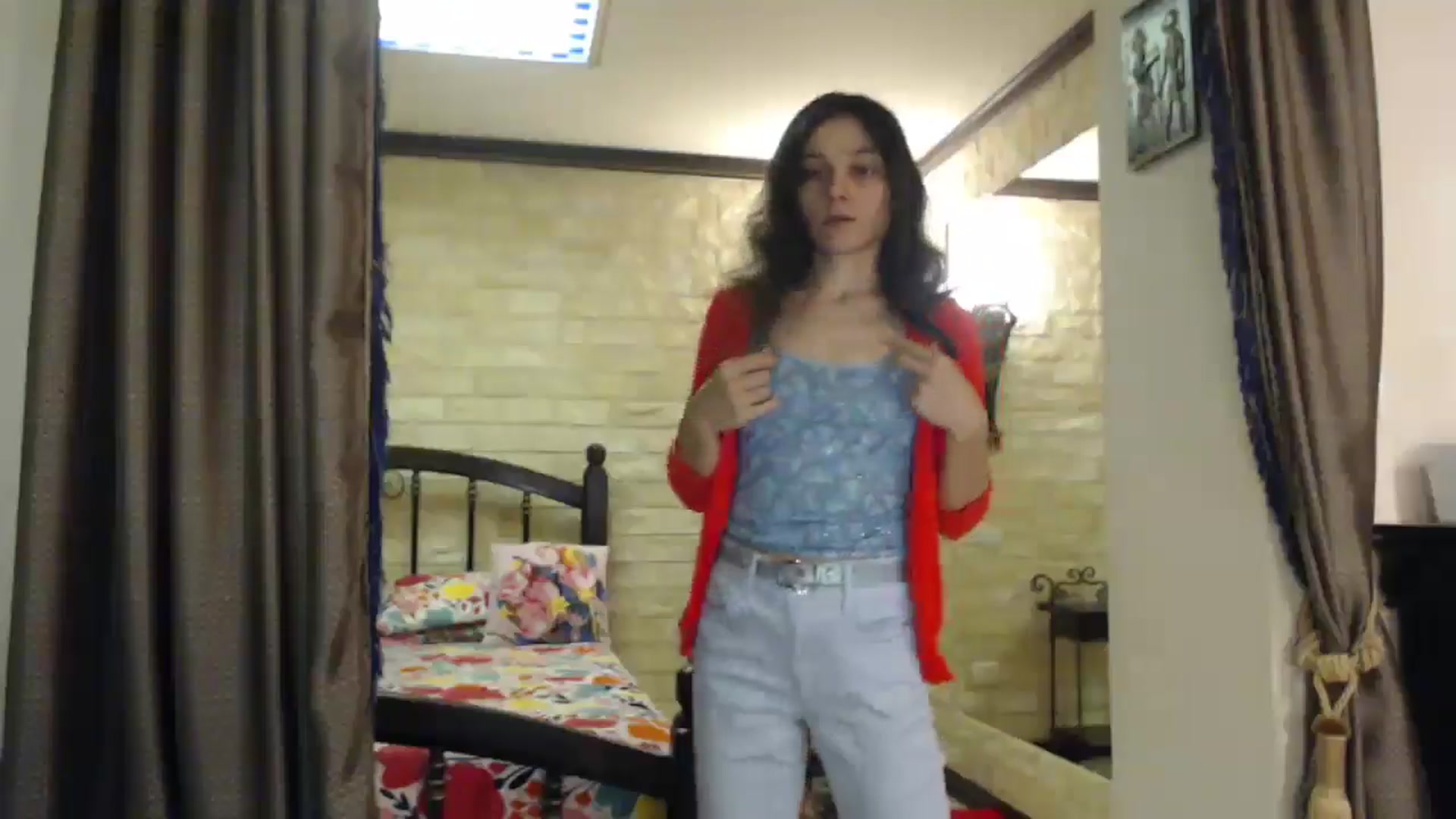 Gallery image thumbnail from ThePerfectNme's myfreecams stream on, 11/05/2024, 02:56 image 7 of 20