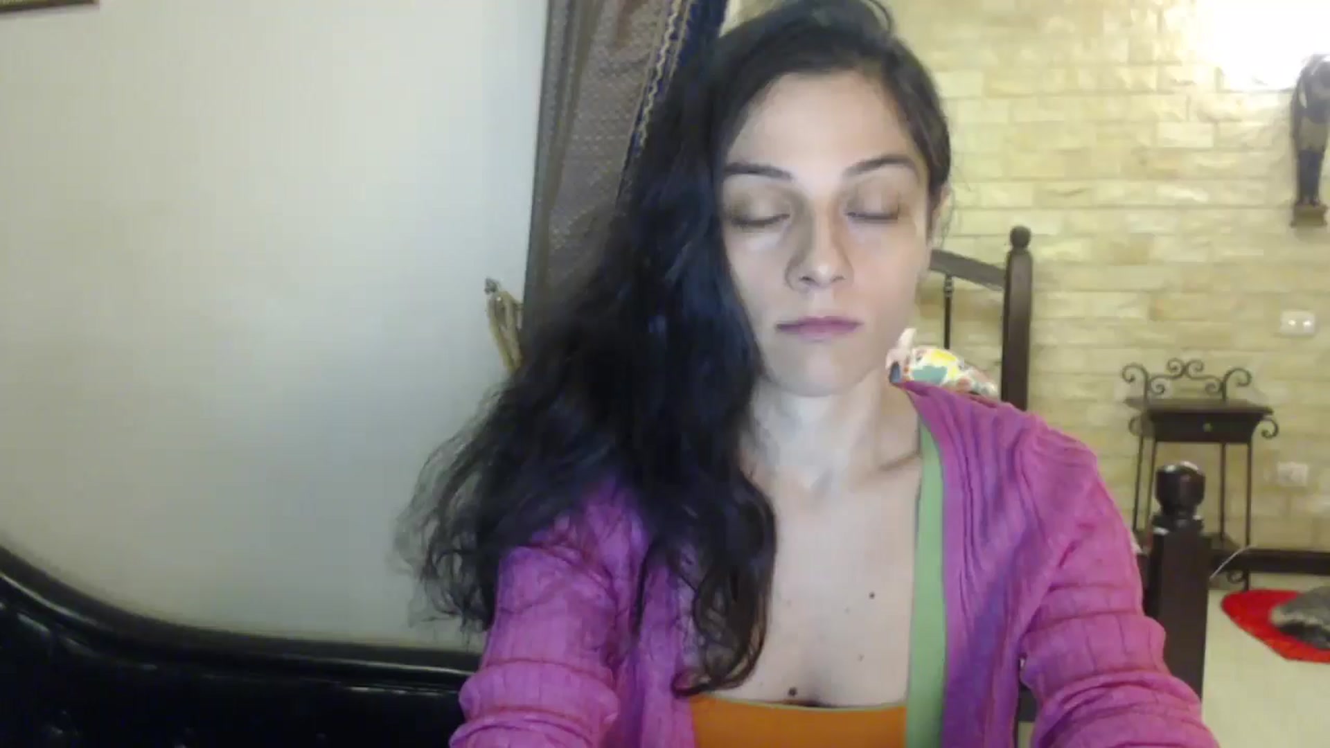 Gallery image thumbnail from ThePerfectNme's myfreecams stream on, 11/06/2024, 01:56 image 14 of 20
