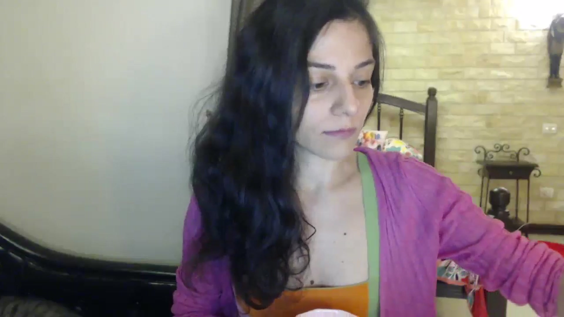 Gallery image thumbnail from ThePerfectNme's myfreecams stream on, 11/06/2024, 02:24 image 8 of 20