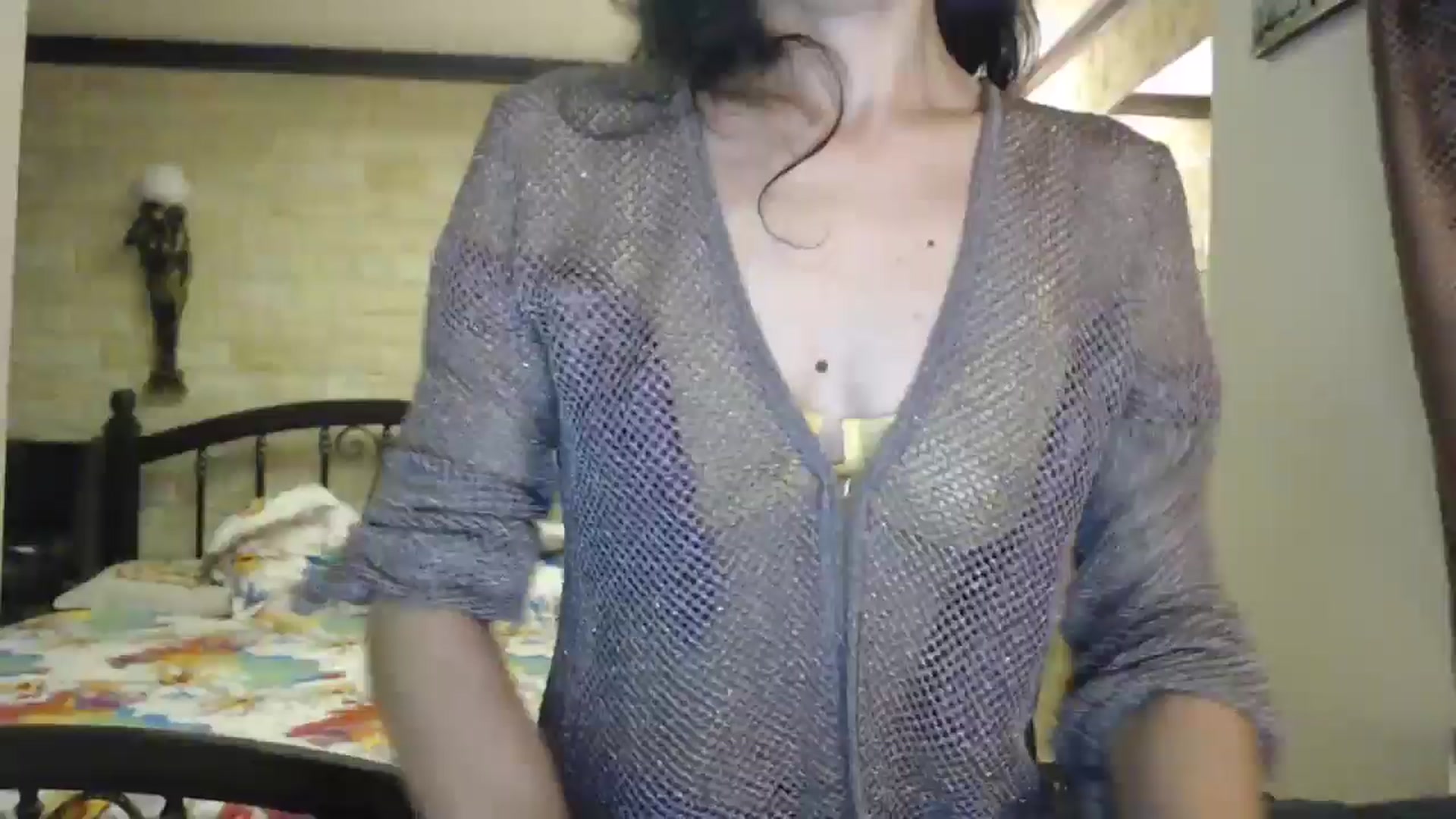 Gallery image thumbnail from ThePerfectNme's myfreecams stream on, 11/12/2024, 05:23 image 4 of 20