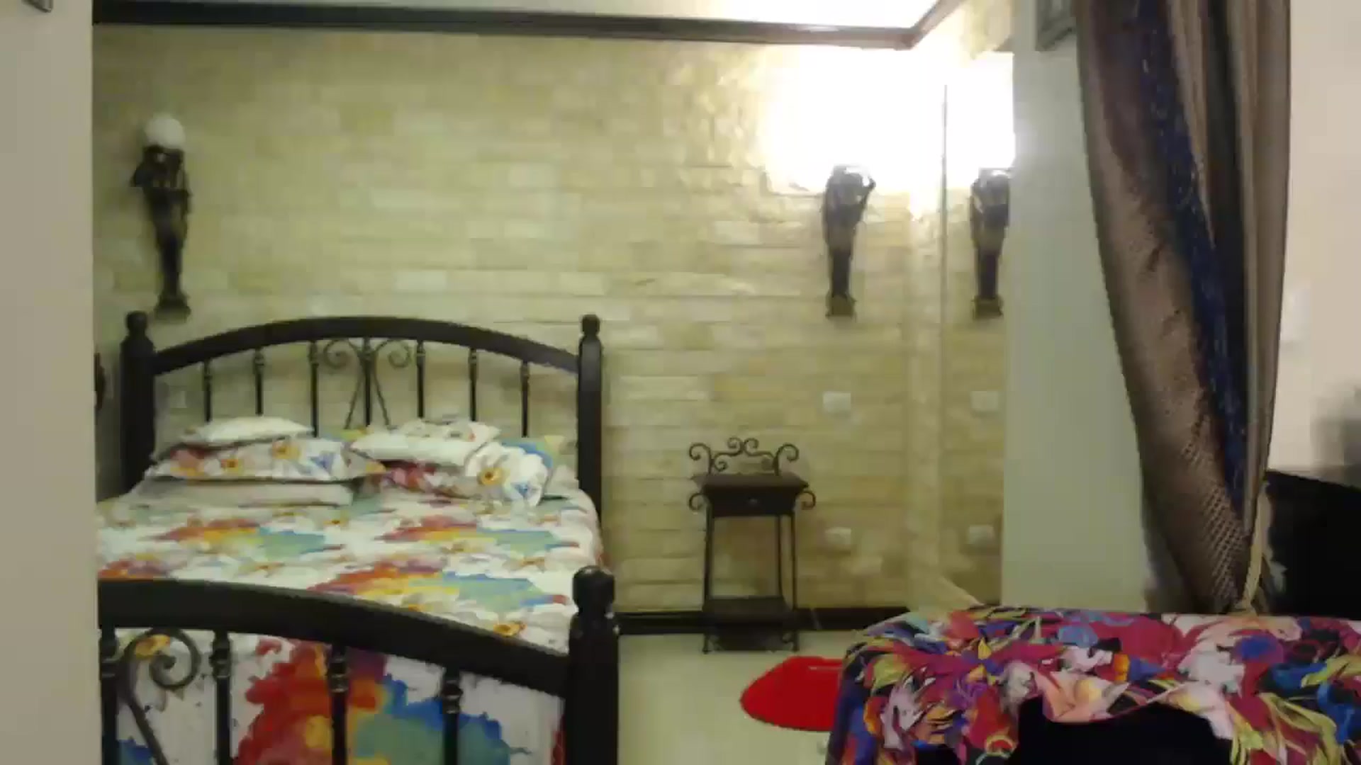 Gallery image thumbnail from ThePerfectNme's myfreecams stream on, 11/13/2024, 04:00 image 4 of 20
