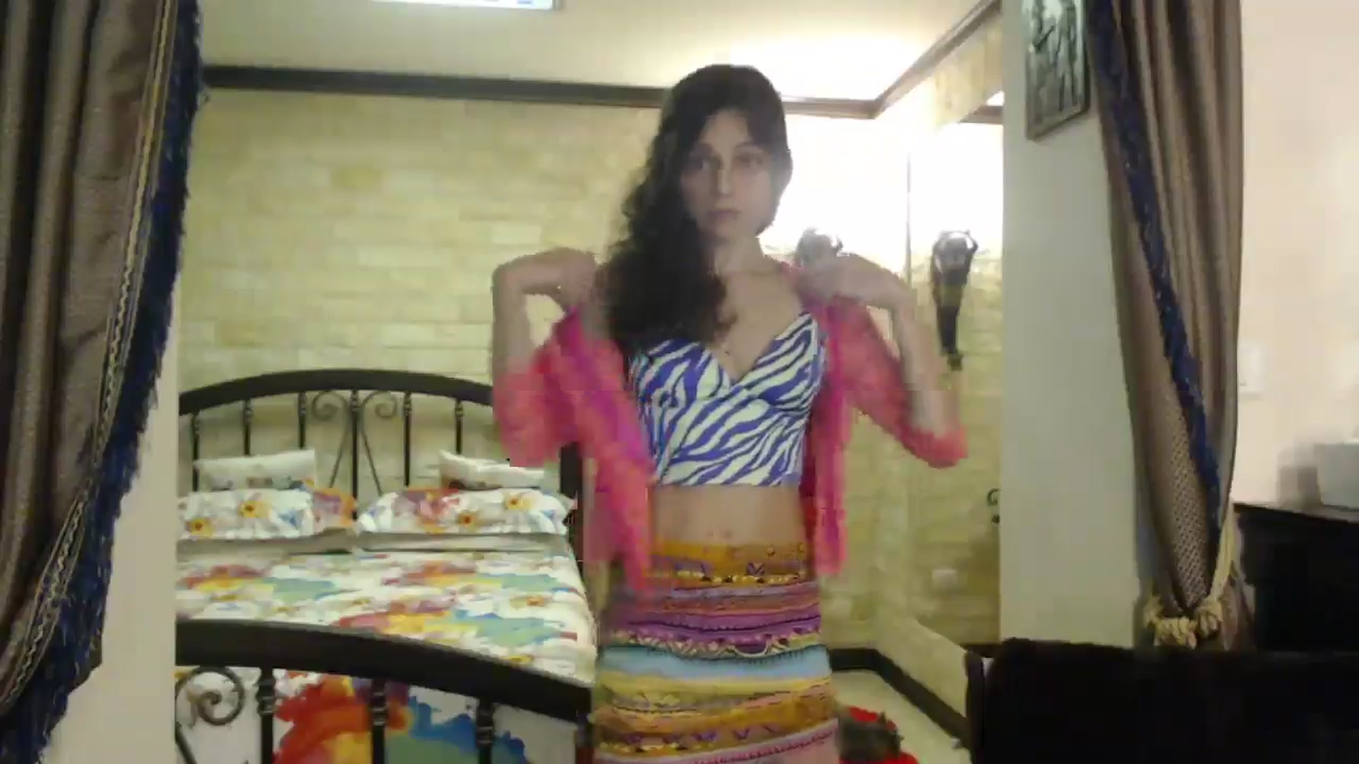 Gallery image thumbnail from ThePerfectNme's myfreecams stream on, 11/14/2024, 01:42 image 13 of 20