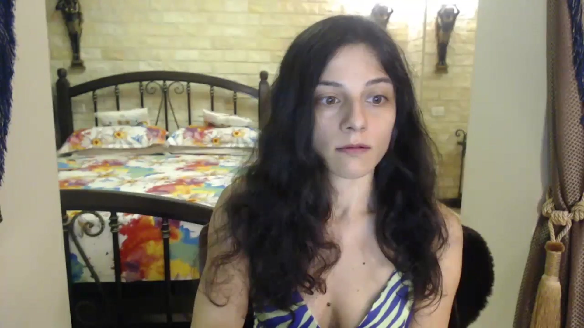 Gallery image thumbnail from ThePerfectNme's myfreecams stream on, 11/14/2024, 04:33 image 3 of 20