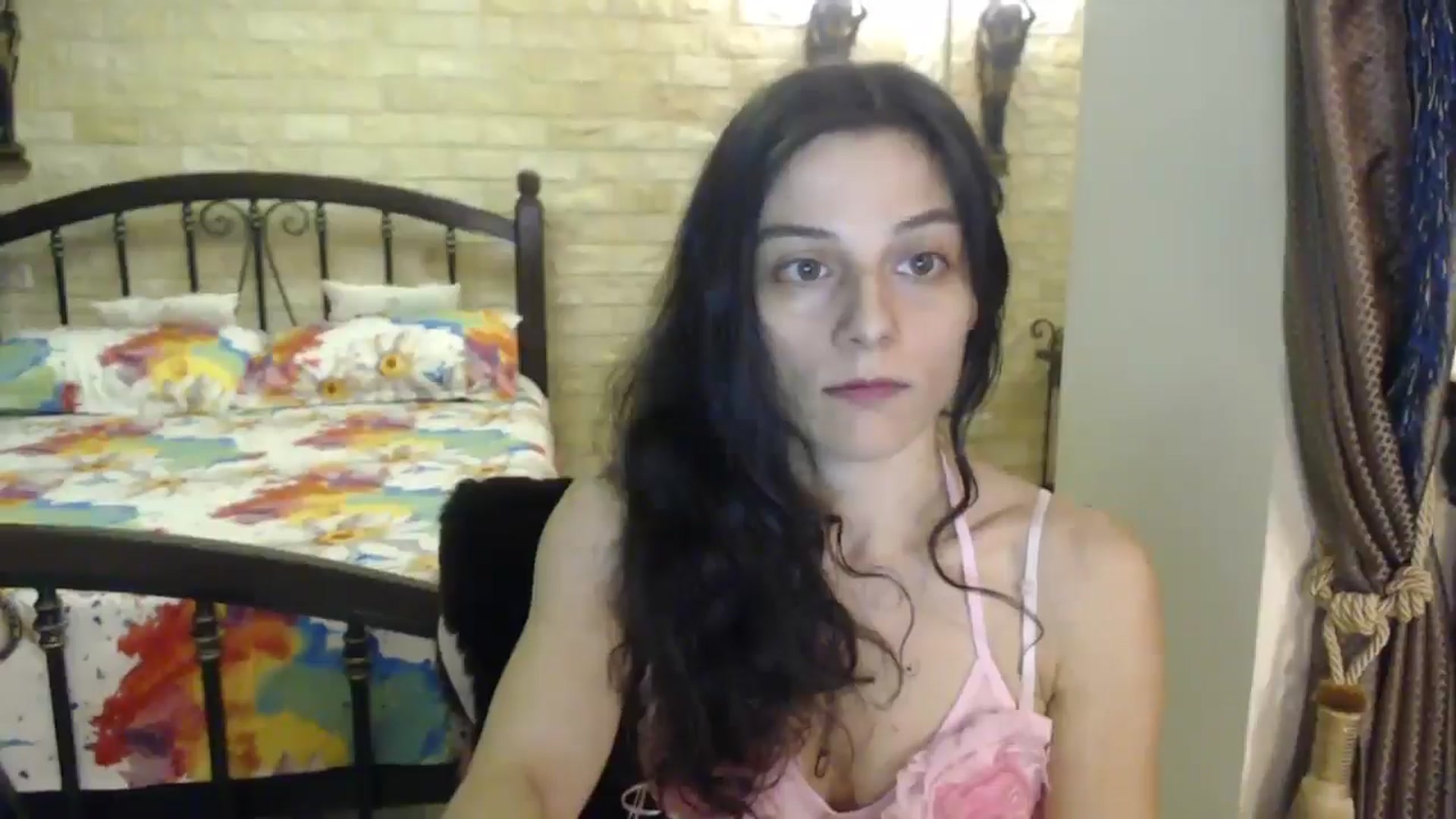 Gallery image thumbnail from ThePerfectNme's myfreecams stream on, 11/17/2024, 04:26 image 18 of 20