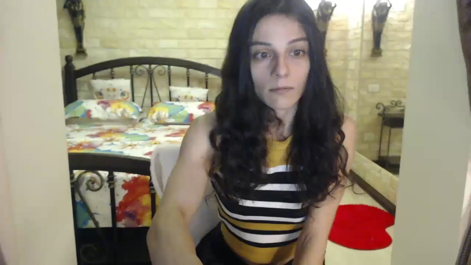Gallery image thumbnail from ThePerfectNme's myfreecams stream on, 11/19/2024, 01:01 image 17 of 20