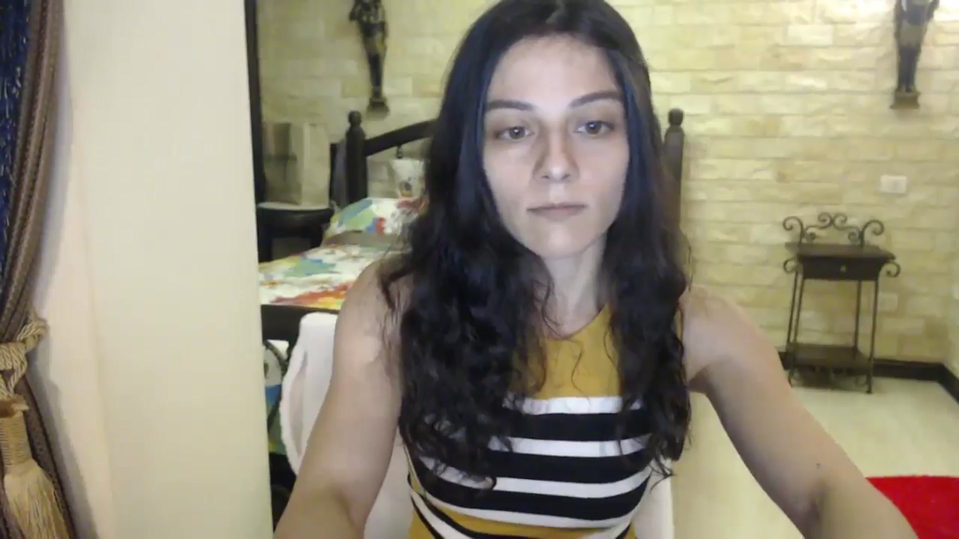 Gallery image thumbnail from ThePerfectNme's myfreecams stream on, 11/19/2024, 01:01 image 11 of 20