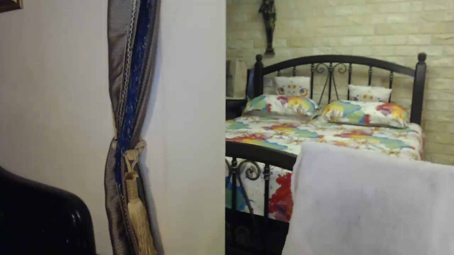 Gallery image thumbnail from ThePerfectNme's myfreecams stream on, 11/19/2024, 01:01 image 15 of 20