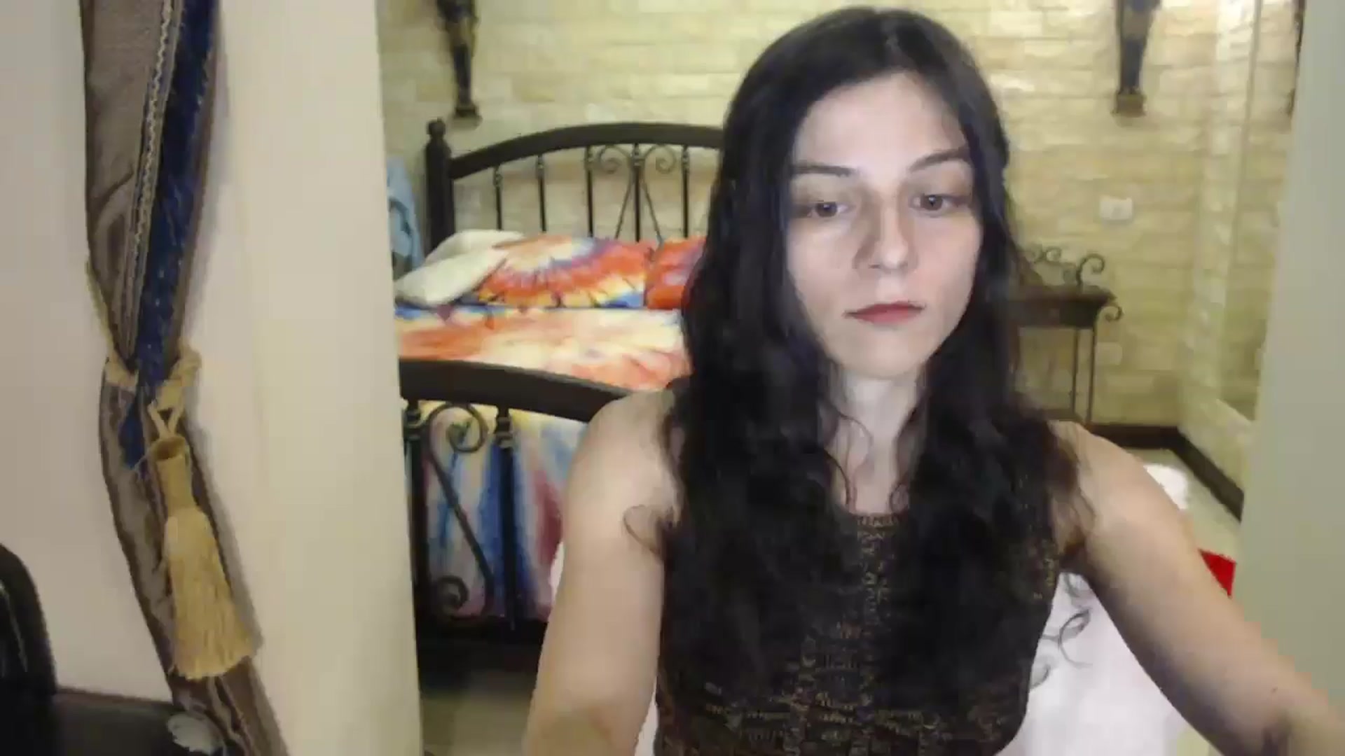Gallery image thumbnail from ThePerfectNme's myfreecams stream on, 11/20/2024, 02:40 image 11 of 20