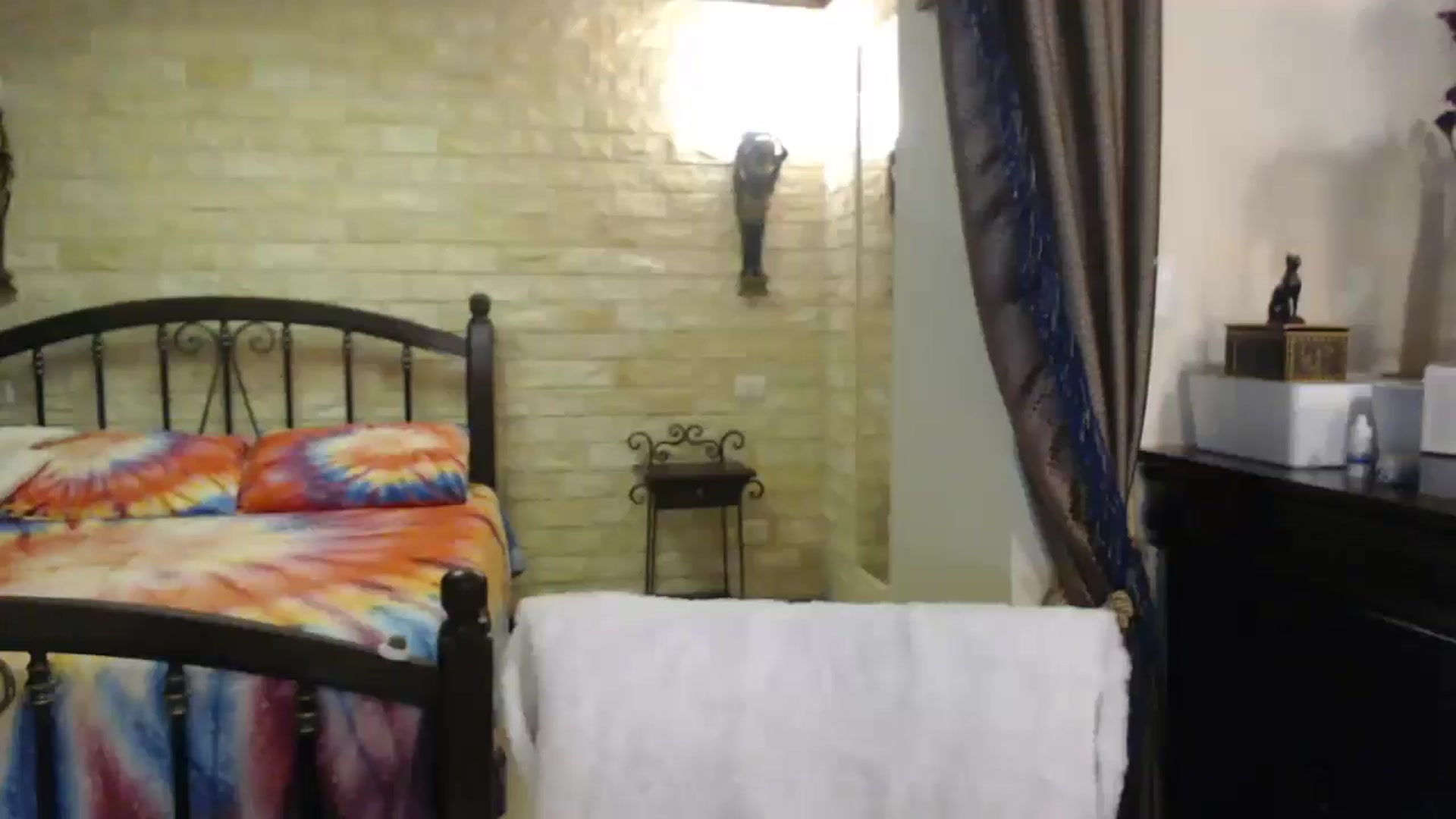 Gallery image thumbnail from ThePerfectNme's myfreecams stream on, 11/20/2024, 04:27 image 18 of 20