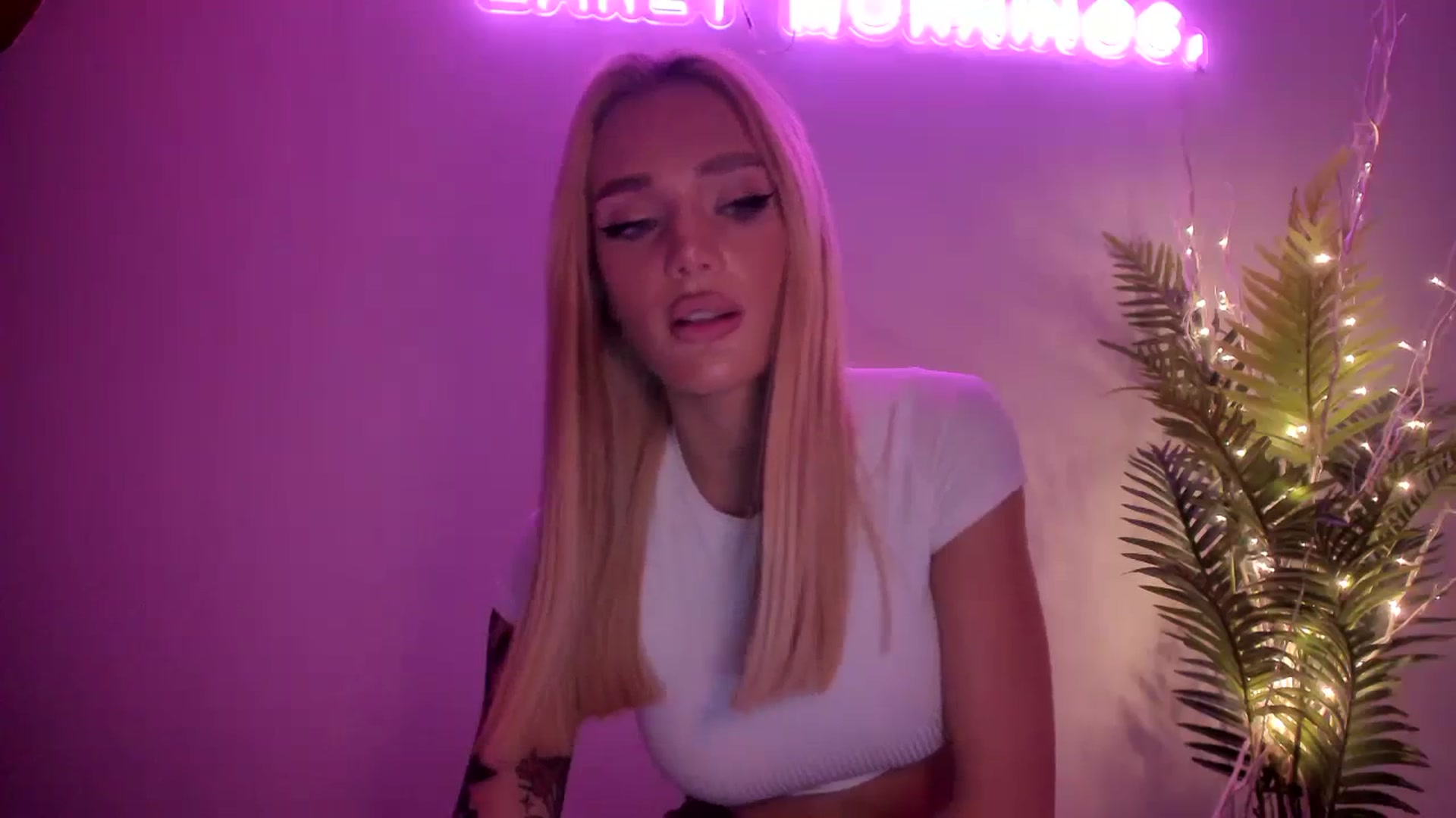Gallery image thumbnail from TheRosette's myfreecams stream on, 11/13/2023, 23:36 image 18 of 20
