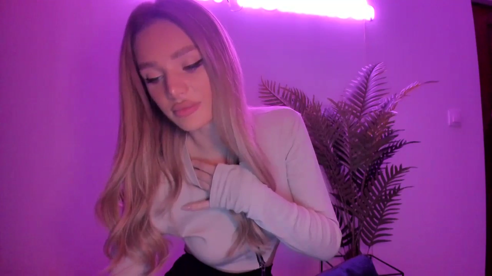Gallery image thumbnail from TheRosette's myfreecams stream on, 11/29/2023, 01:12 image 16 of 20