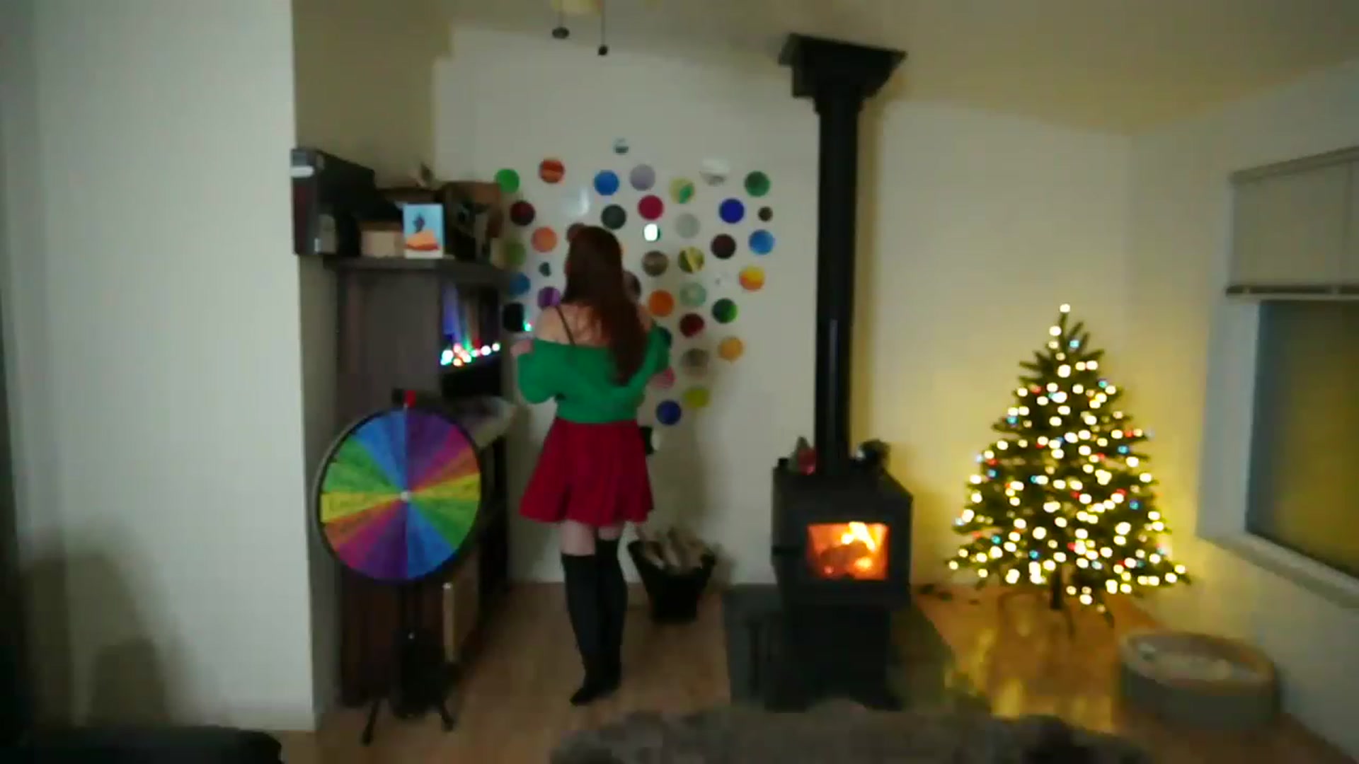 Gallery image thumbnail from TheRoxRoom's myfreecams stream on, 12/03/2022, 04:26 image 11 of 20
