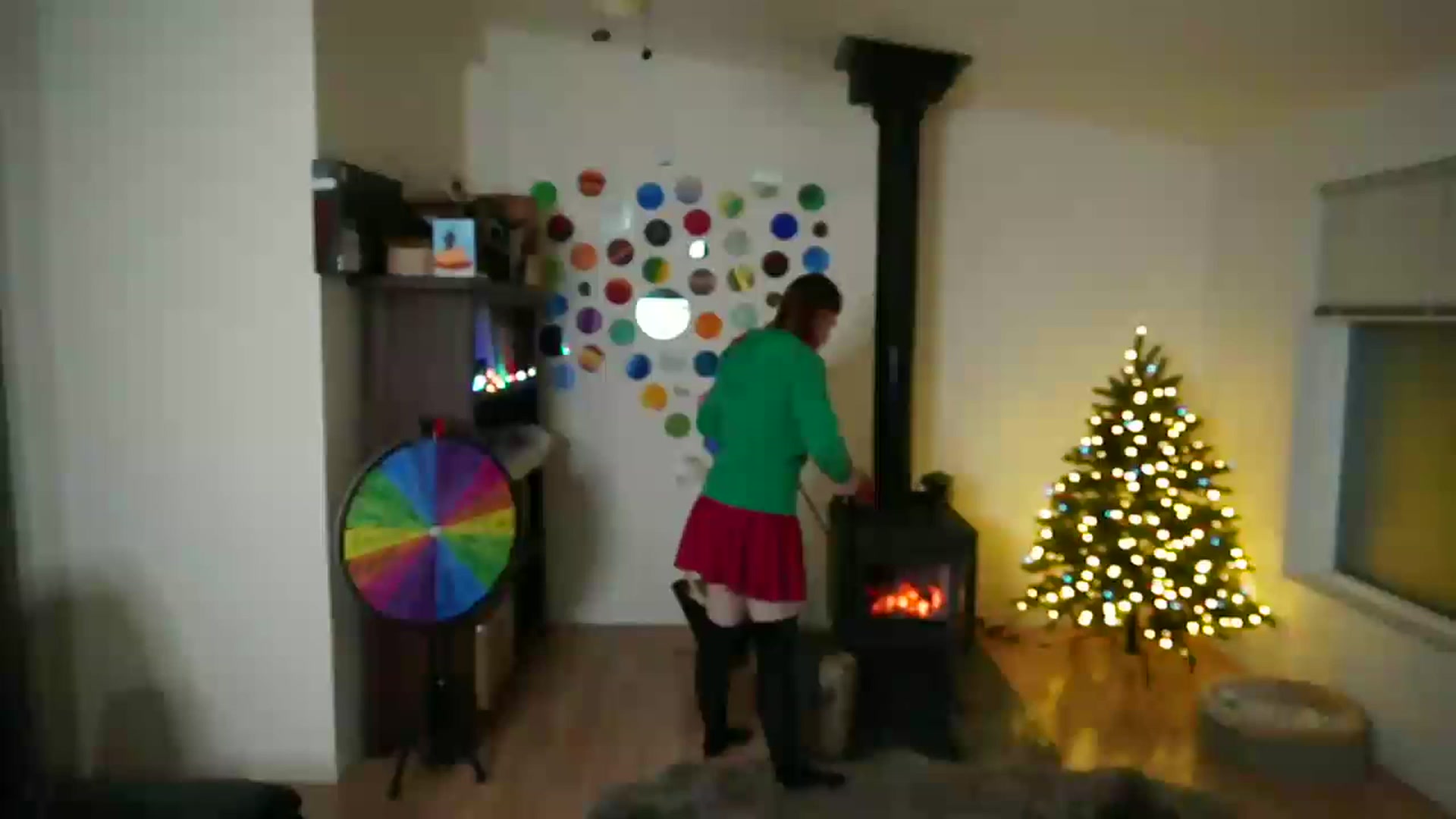 Gallery image thumbnail from TheRoxRoom's myfreecams stream on, 12/03/2022, 04:26 image 4 of 20
