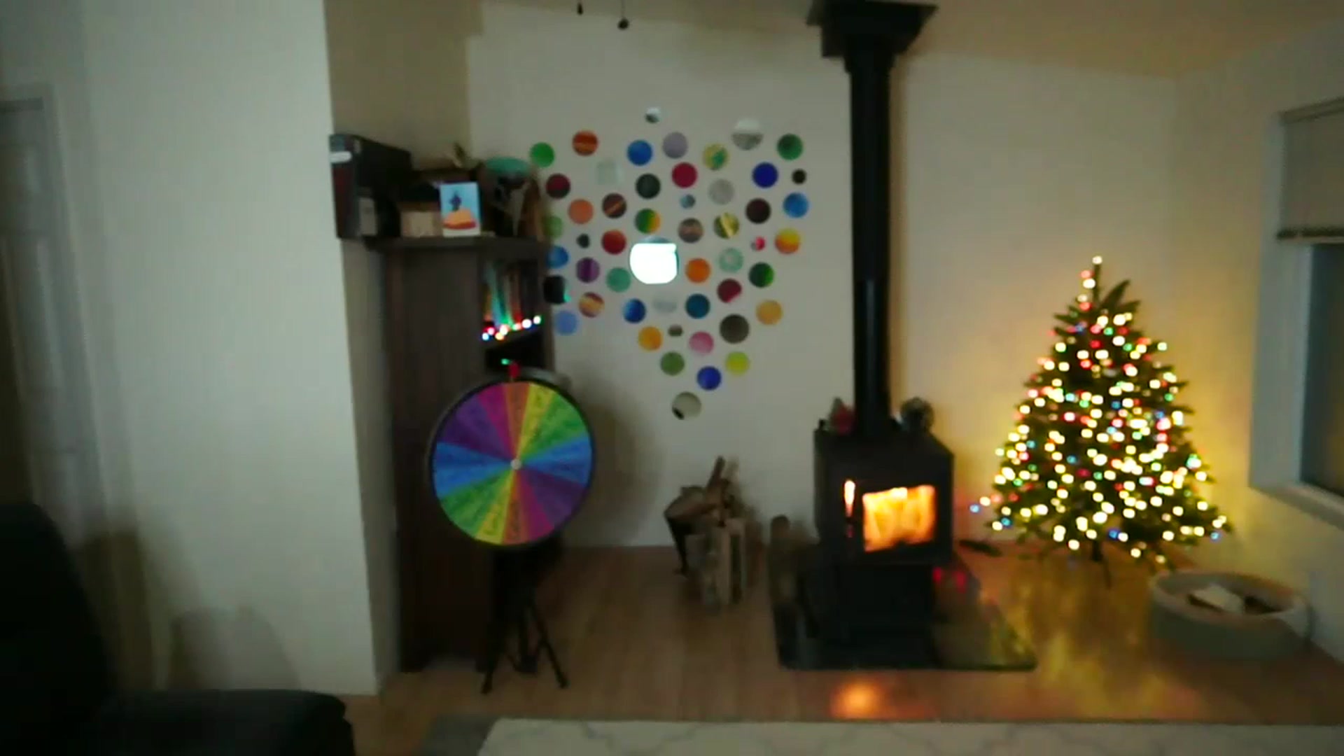 Gallery image thumbnail from TheRoxRoom's myfreecams stream on, 12/24/2022, 03:40 image 17 of 20