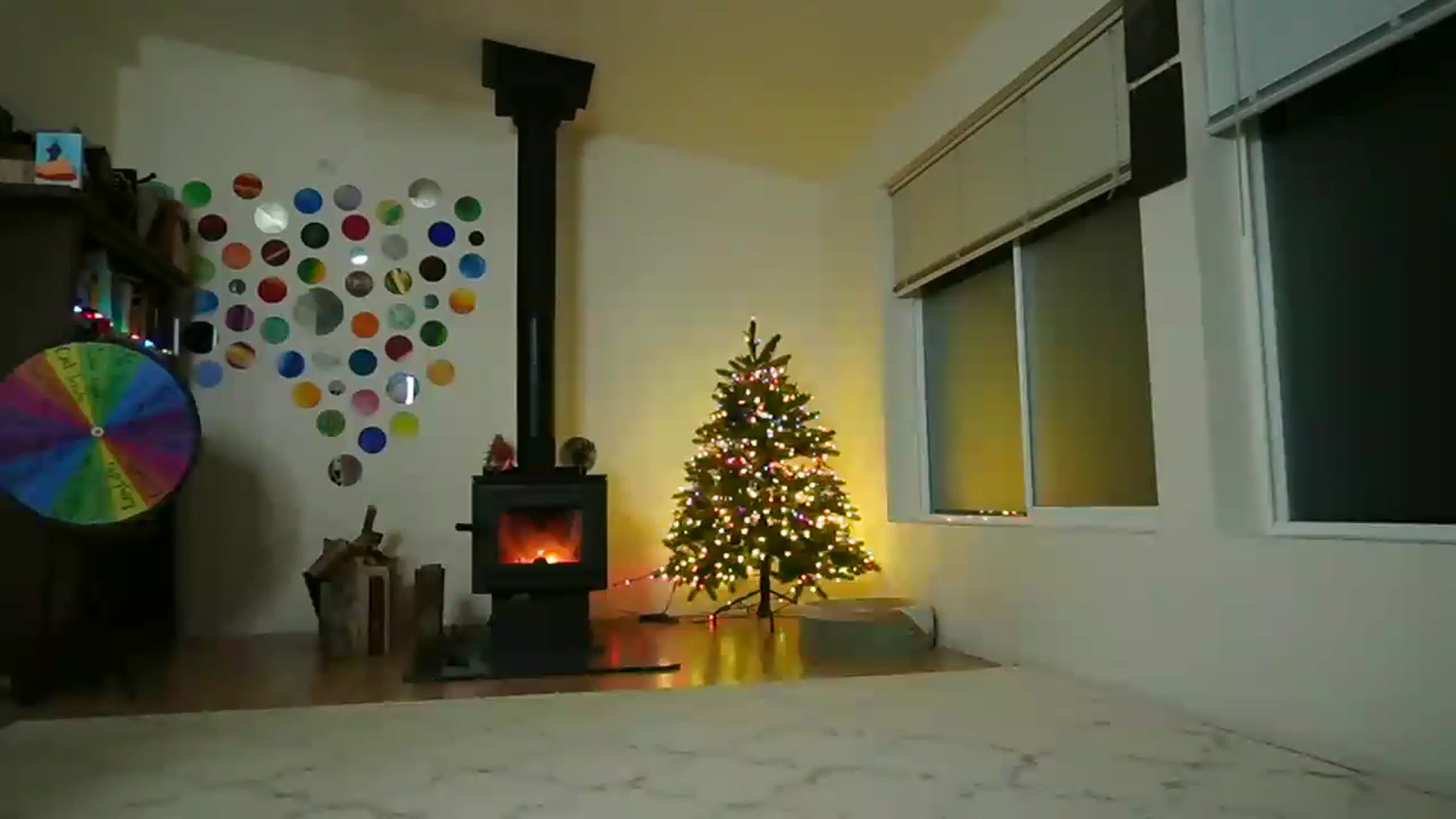 Gallery image thumbnail from TheRoxRoom's myfreecams stream on, 12/24/2022, 04:50 image 13 of 20