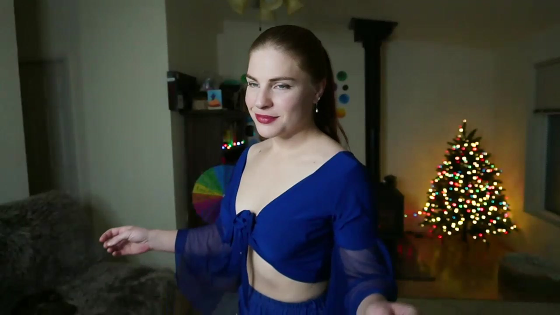Gallery image thumbnail from TheRoxRoom's myfreecams stream on, 01/01/2023, 04:28 image 8 of 20