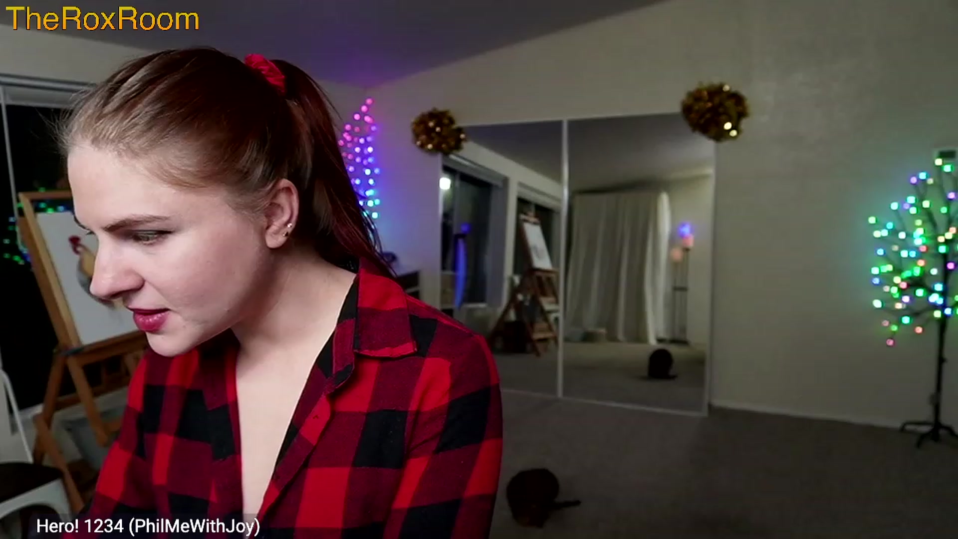 Gallery image thumbnail from TheRoxRoom's myfreecams stream on, 01/29/2023, 04:33 image 8 of 20