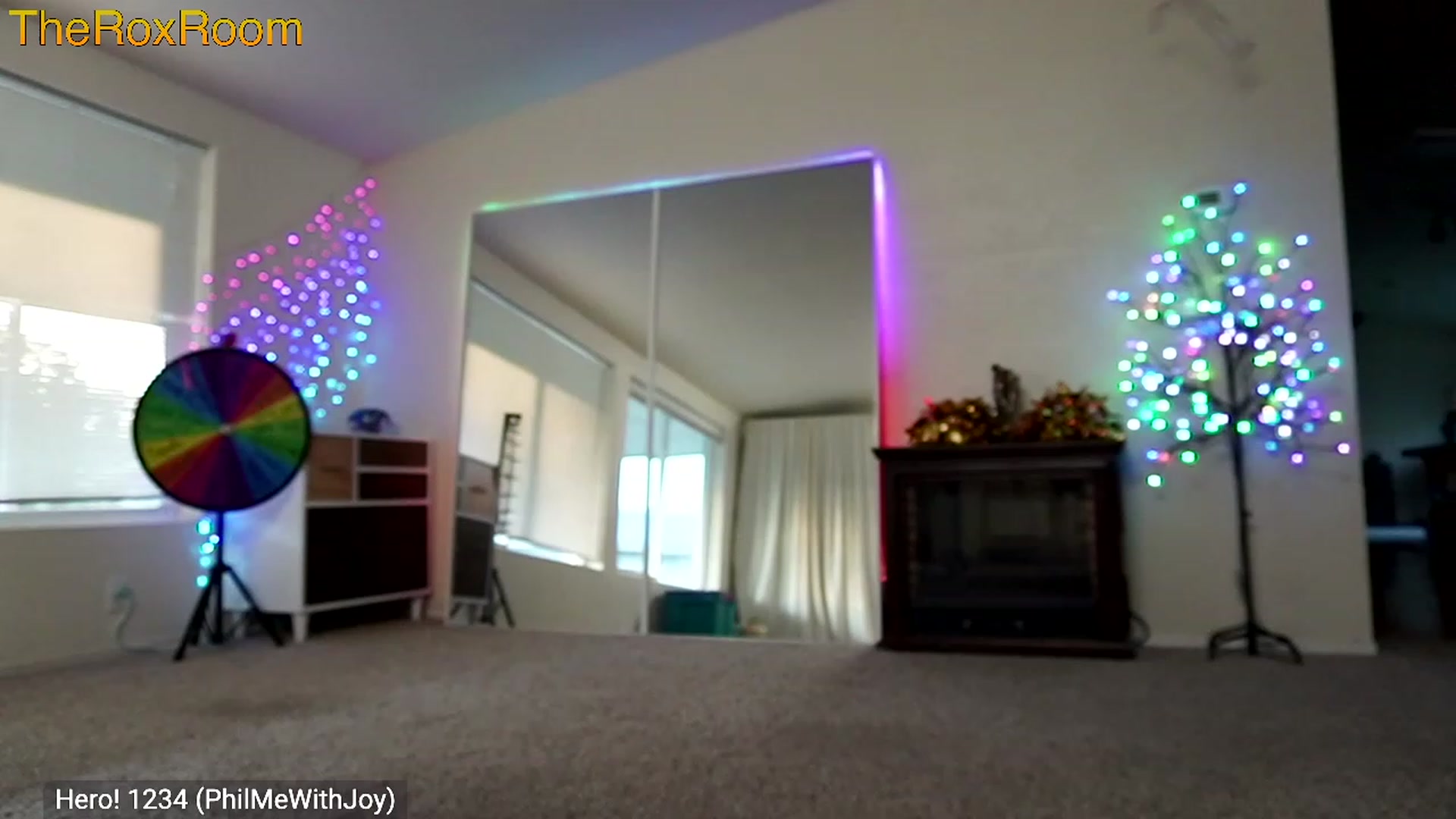 Gallery image thumbnail from TheRoxRoom's myfreecams stream on, 06/04/2023, 03:48 image 16 of 20