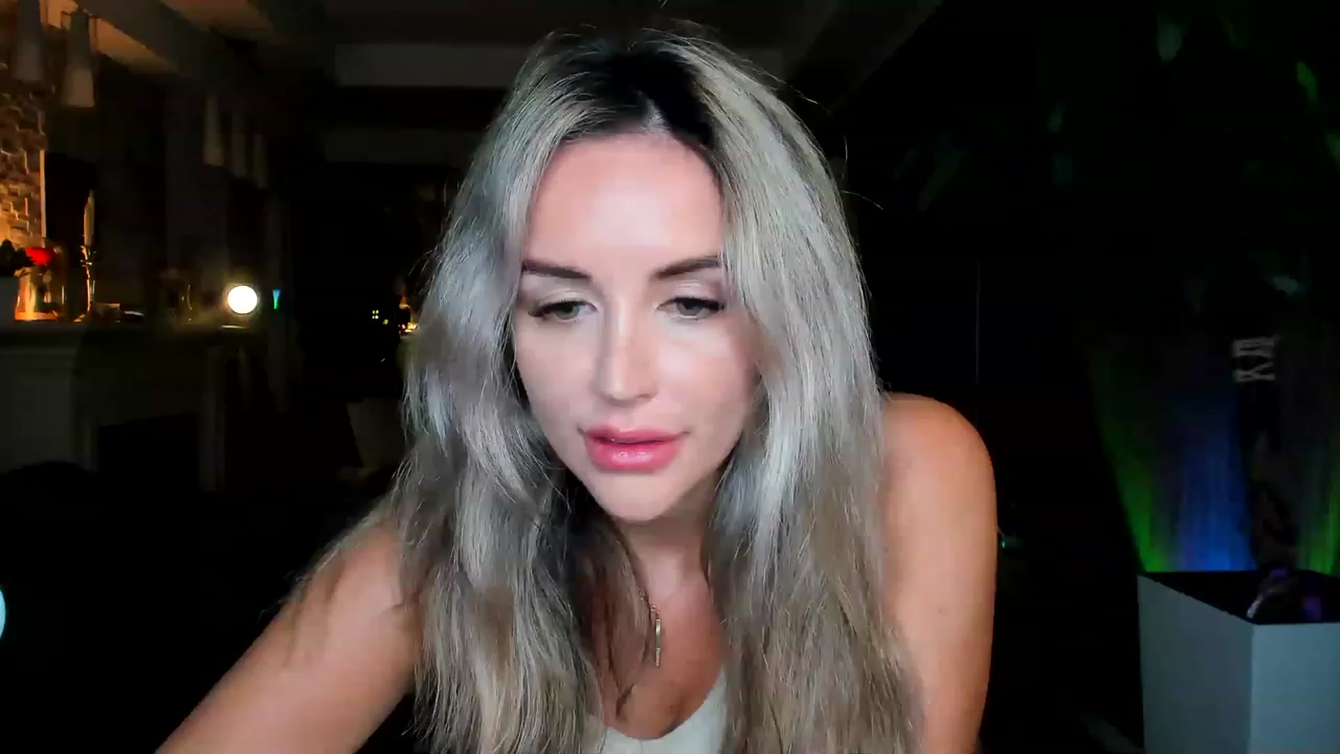 Gallery image thumbnail from TheSassyOne's myfreecams stream on, 03/03/2023, 24:02 image 1 of 20
