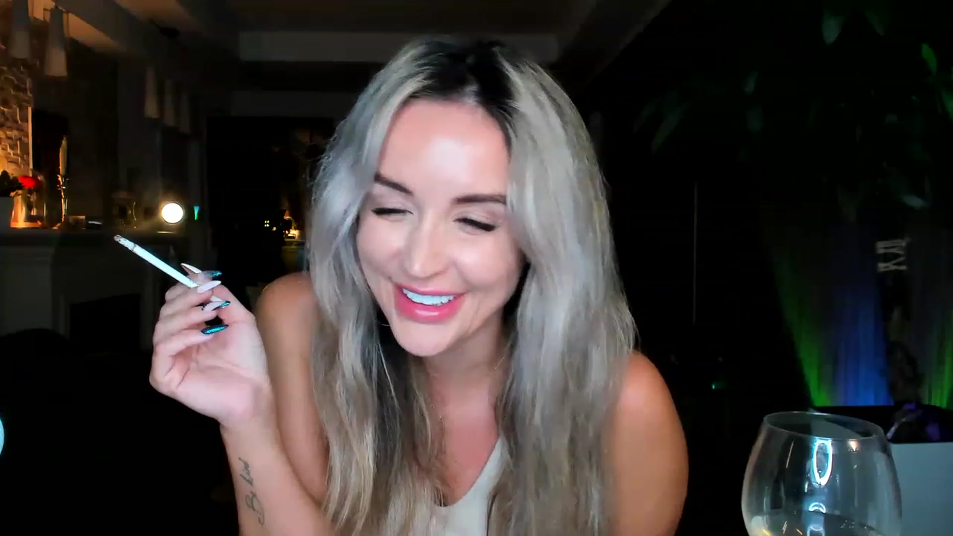 Gallery image thumbnail from TheSassyOne's myfreecams stream on, 03/03/2023, 01:32 image 11 of 20