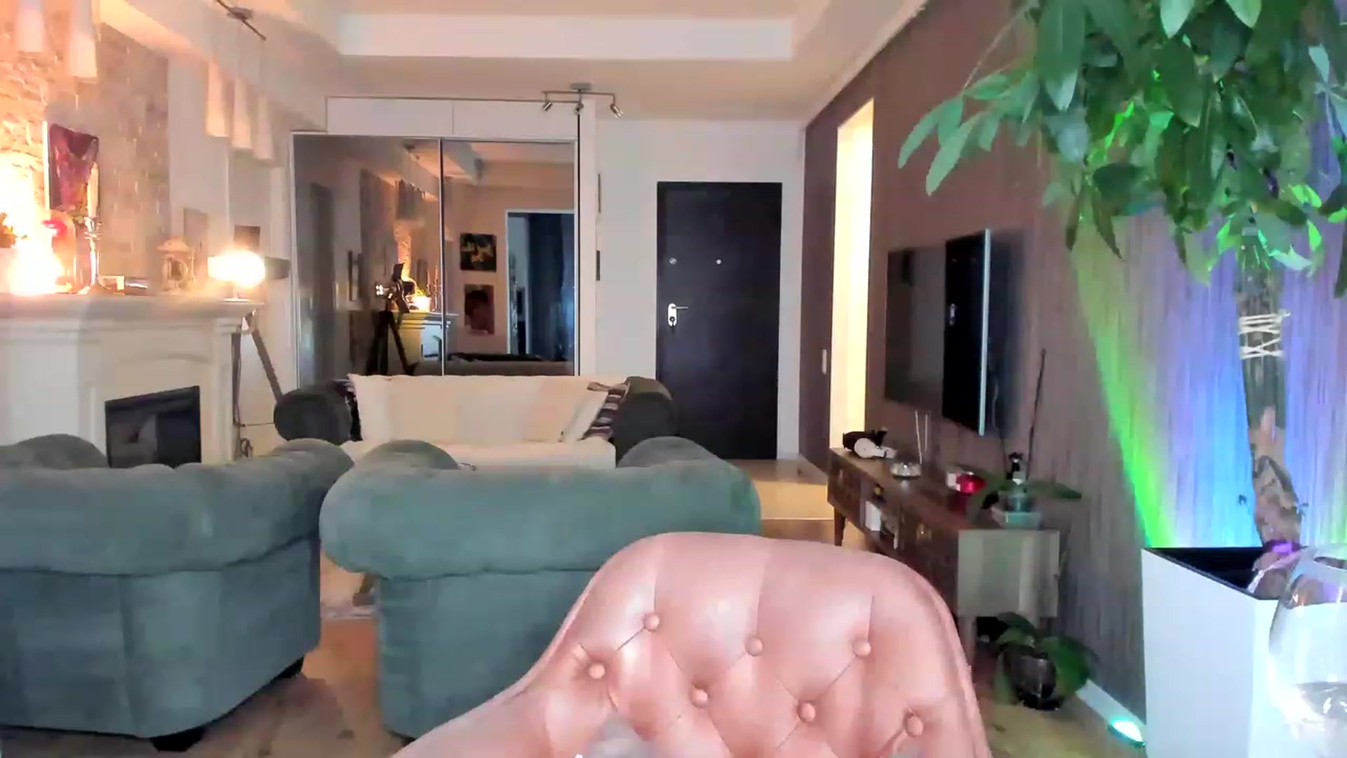 Gallery image thumbnail from TheSassyOne's myfreecams stream on, 03/05/2023, 24:46 image 5 of 20