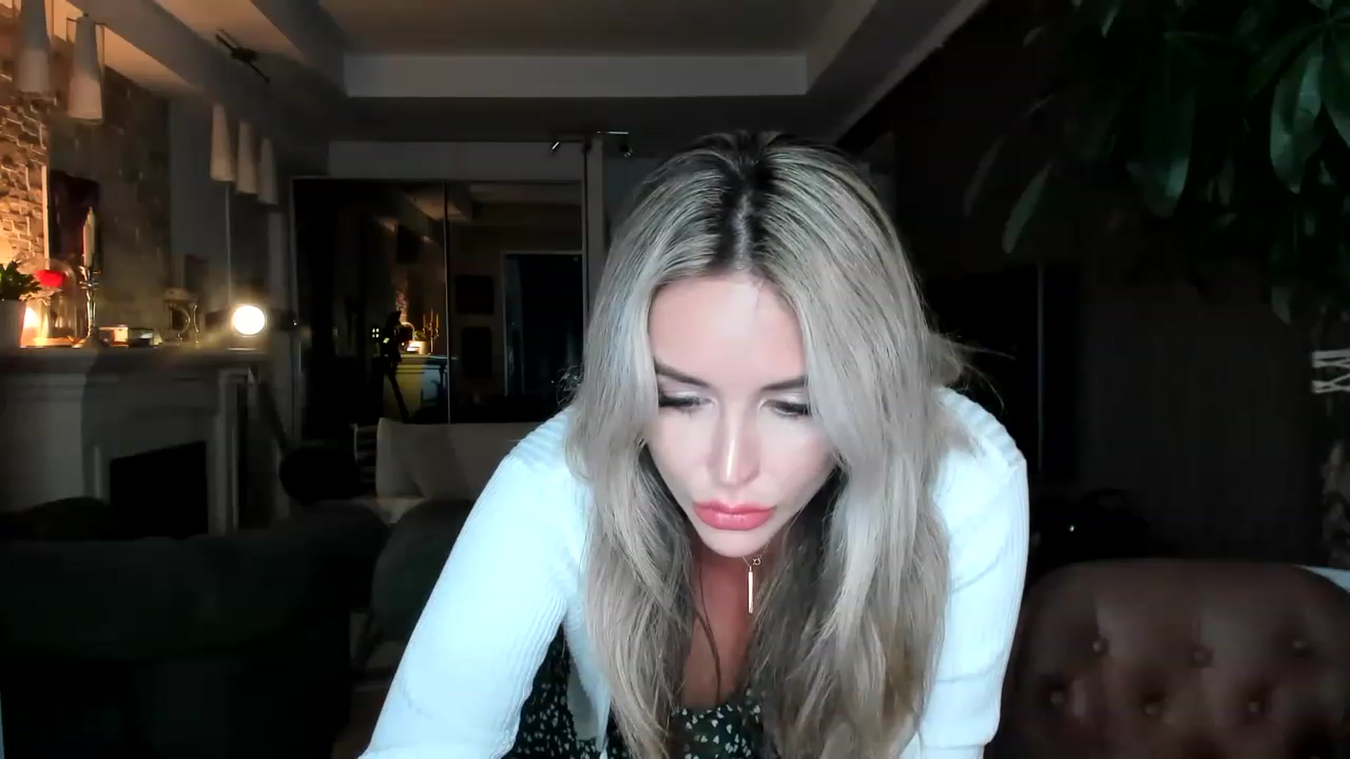 Gallery image thumbnail from TheSassyOne's myfreecams stream on, 03/26/2023, 23:18 image 11 of 20