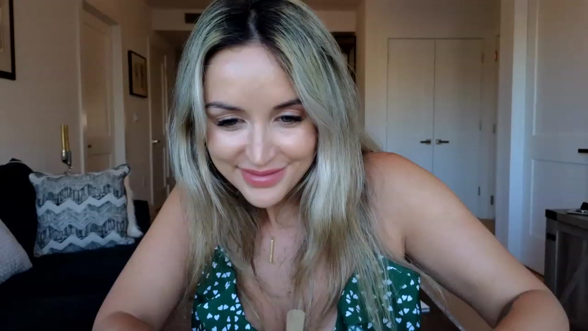 Gallery image thumbnail from TheSassyOne's myfreecams stream on, 05/10/2023, 22:55 image 20 of 20