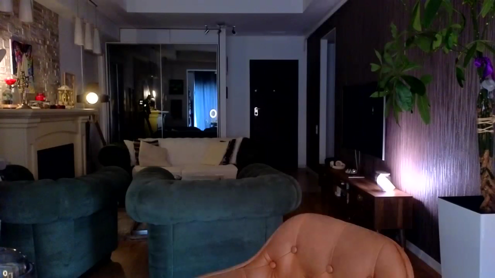 Gallery image thumbnail from TheSassyOne's myfreecams stream on, 10/22/2023, 14:30 image 2 of 20