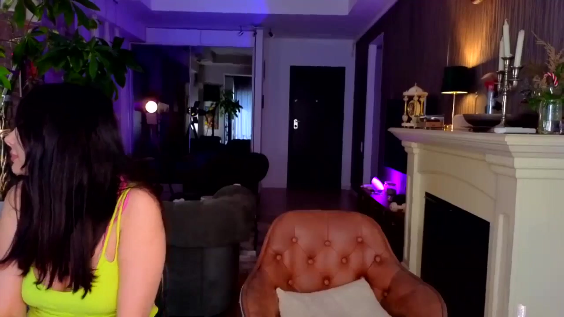 Gallery image thumbnail from TheSassyOne's myfreecams stream on, 06/27/2024, 19:27 image 2 of 20