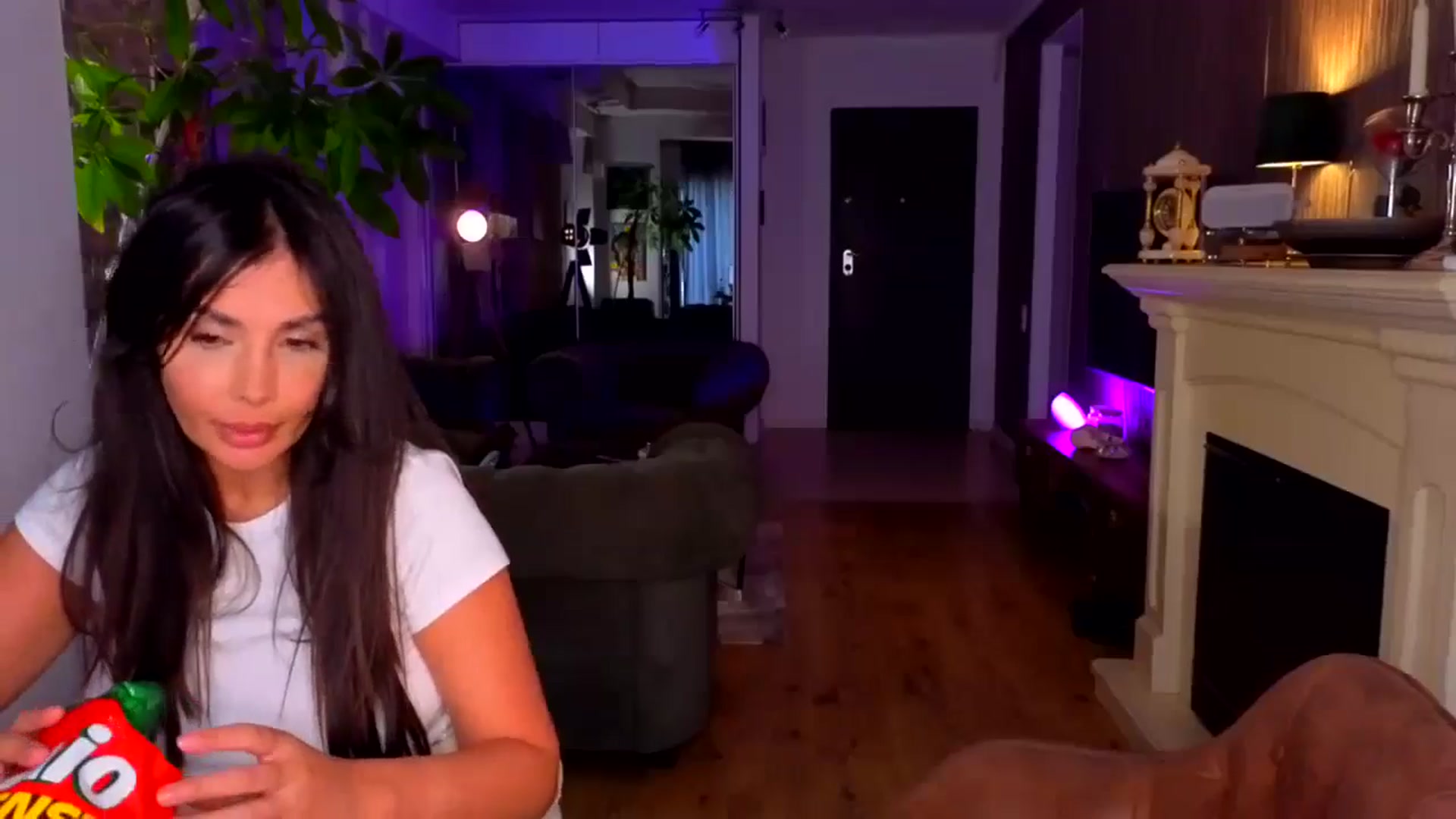 Gallery image thumbnail from TheSassyOne's myfreecams stream on, 07/19/2024, 11:24 image 18 of 20