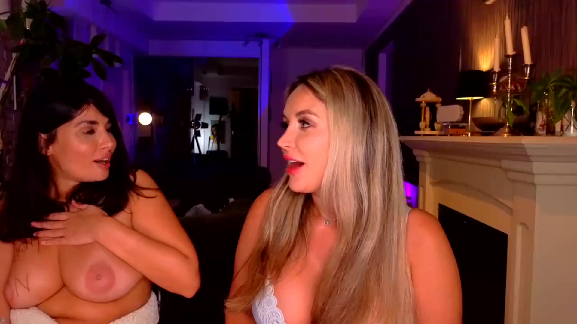 Gallery image thumbnail from TheSassyOne's myfreecams stream on, 09/14/2024, 21:58 image 10 of 20