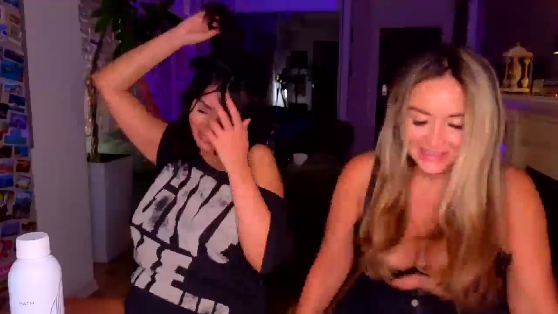 Gallery image thumbnail from TheSassyOne's myfreecams stream on, 10/05/2024, 22:30 image 16 of 20