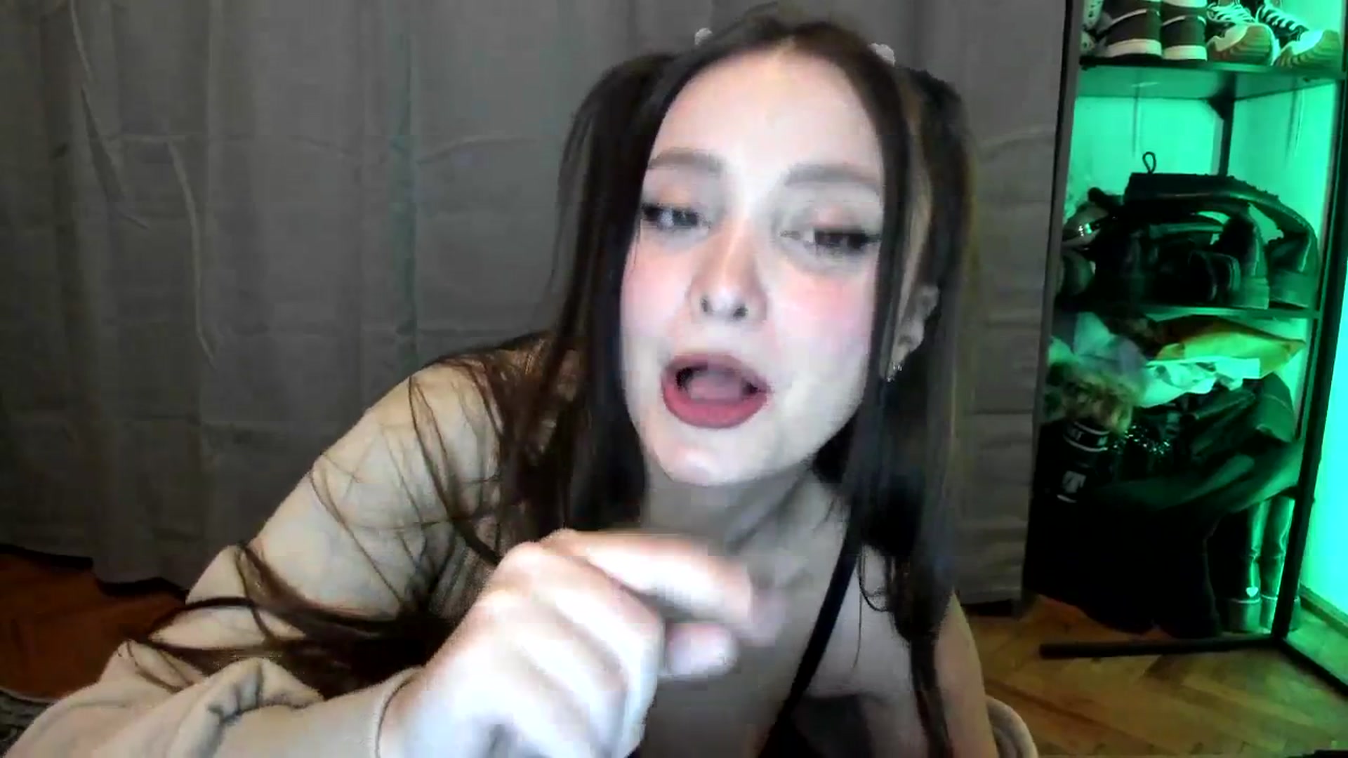 Gallery image thumbnail from TheScrewer's myfreecams stream on, 02/24/2024, 22:30 image 11 of 20