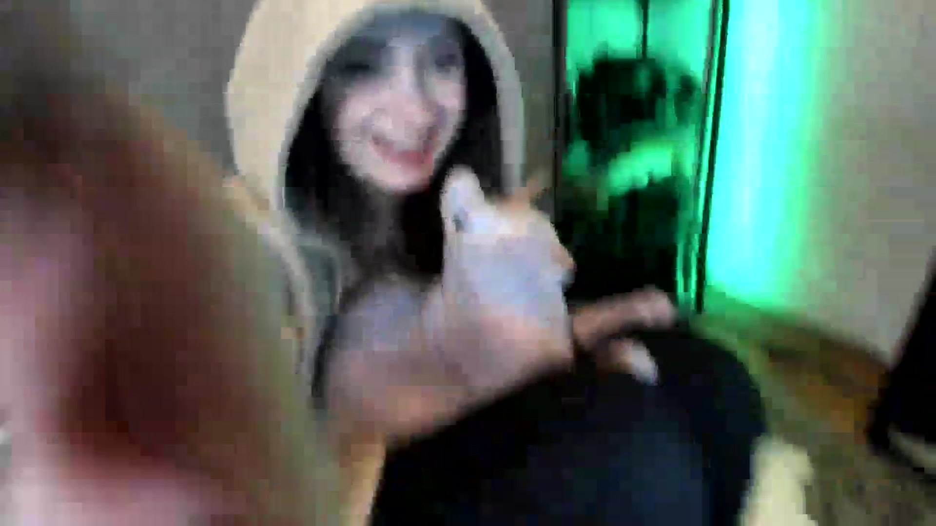 Gallery image thumbnail from TheScrewer's myfreecams stream on, 03/02/2024, 21:58 image 12 of 20