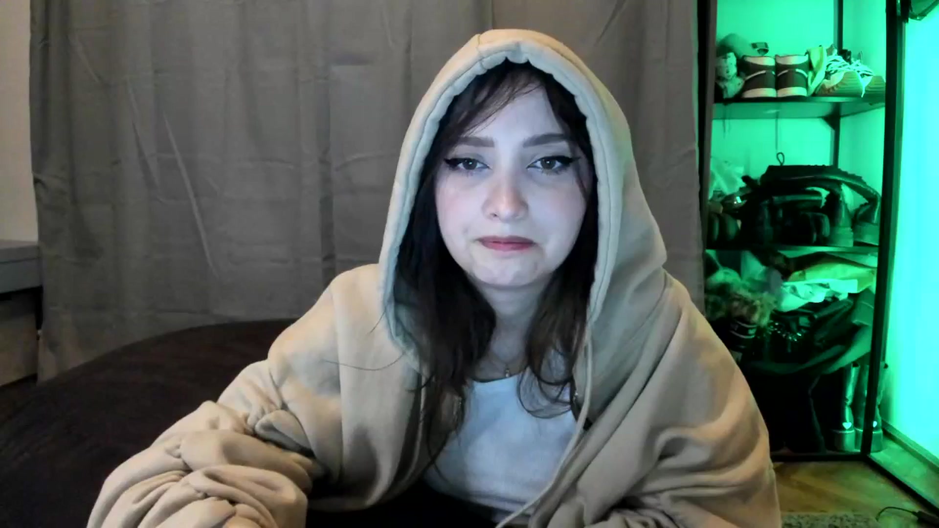 Gallery image thumbnail from TheScrewer's myfreecams stream on, 03/02/2024, 23:04 image 1 of 20