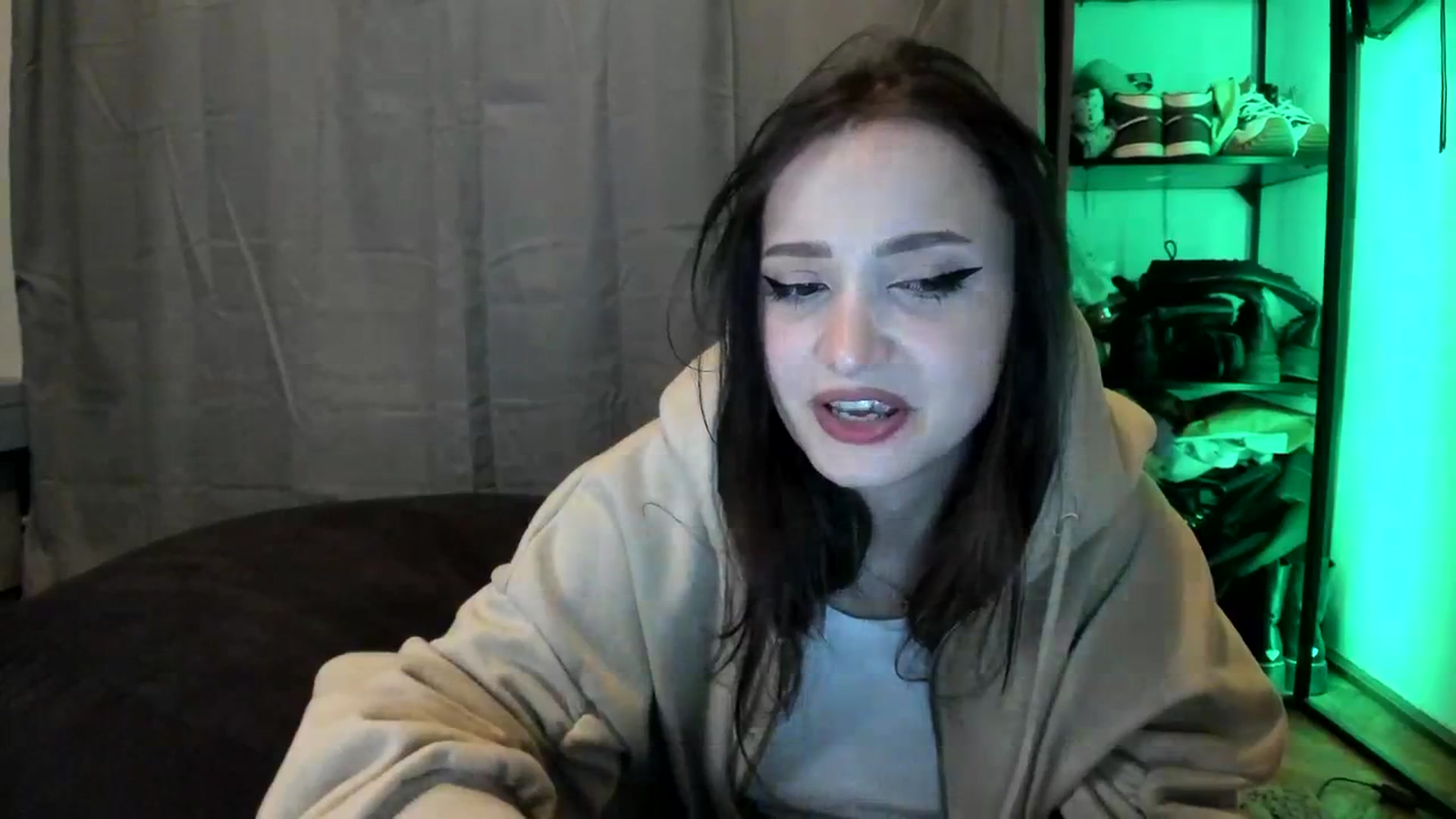 Gallery image thumbnail from TheScrewer's myfreecams stream on, 03/02/2024, 23:04 image 5 of 20