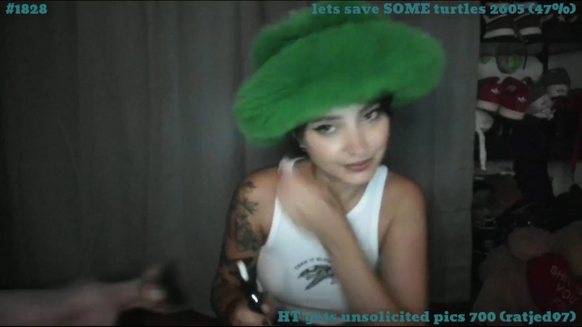 Gallery image thumbnail from TheScrewer's myfreecams stream on, 09/04/2024, 24:46 image 3 of 20