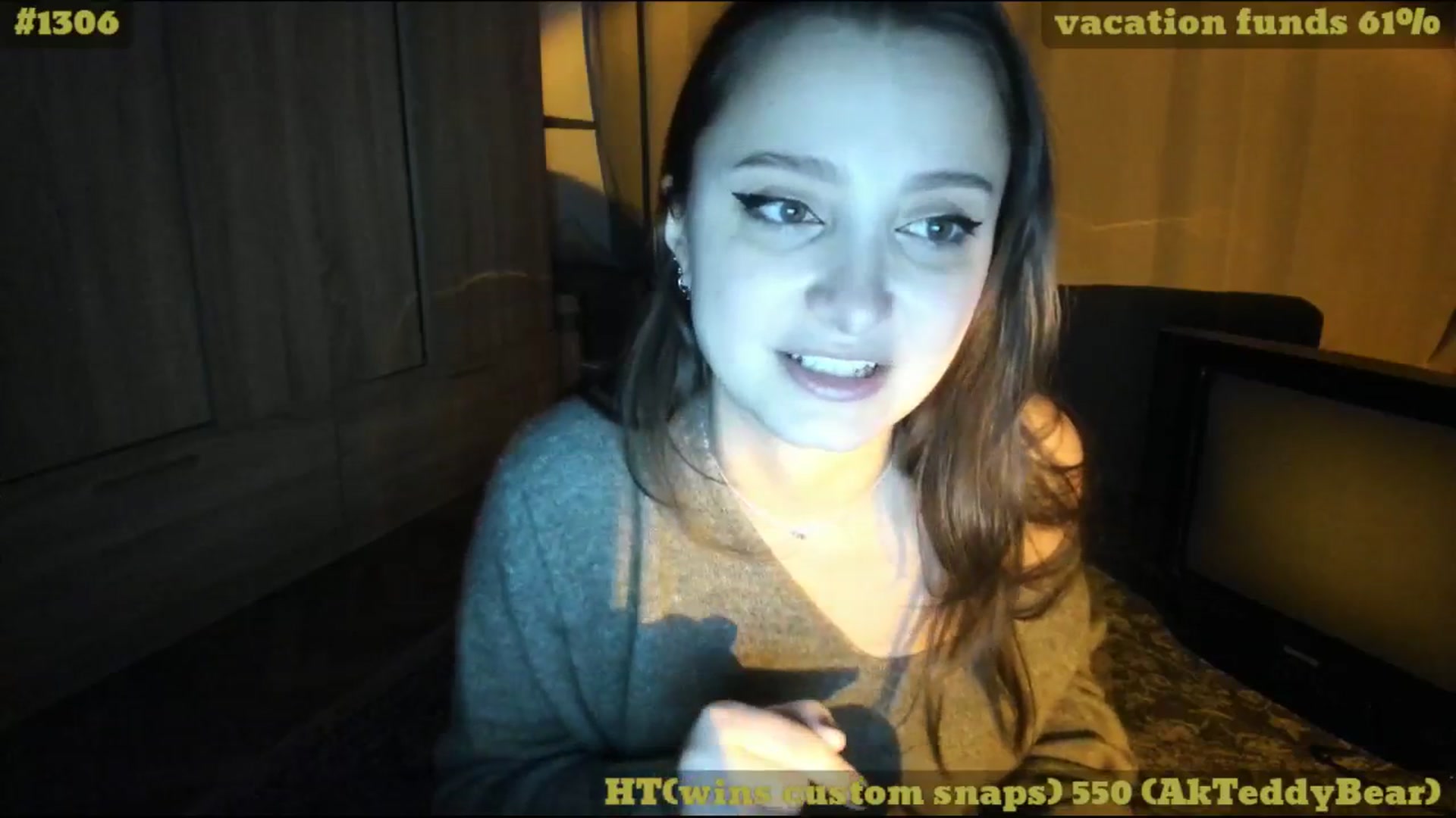 Gallery image thumbnail from TheScrewer's myfreecams stream on, 05/08/2025, 23:53 image 19 of 20