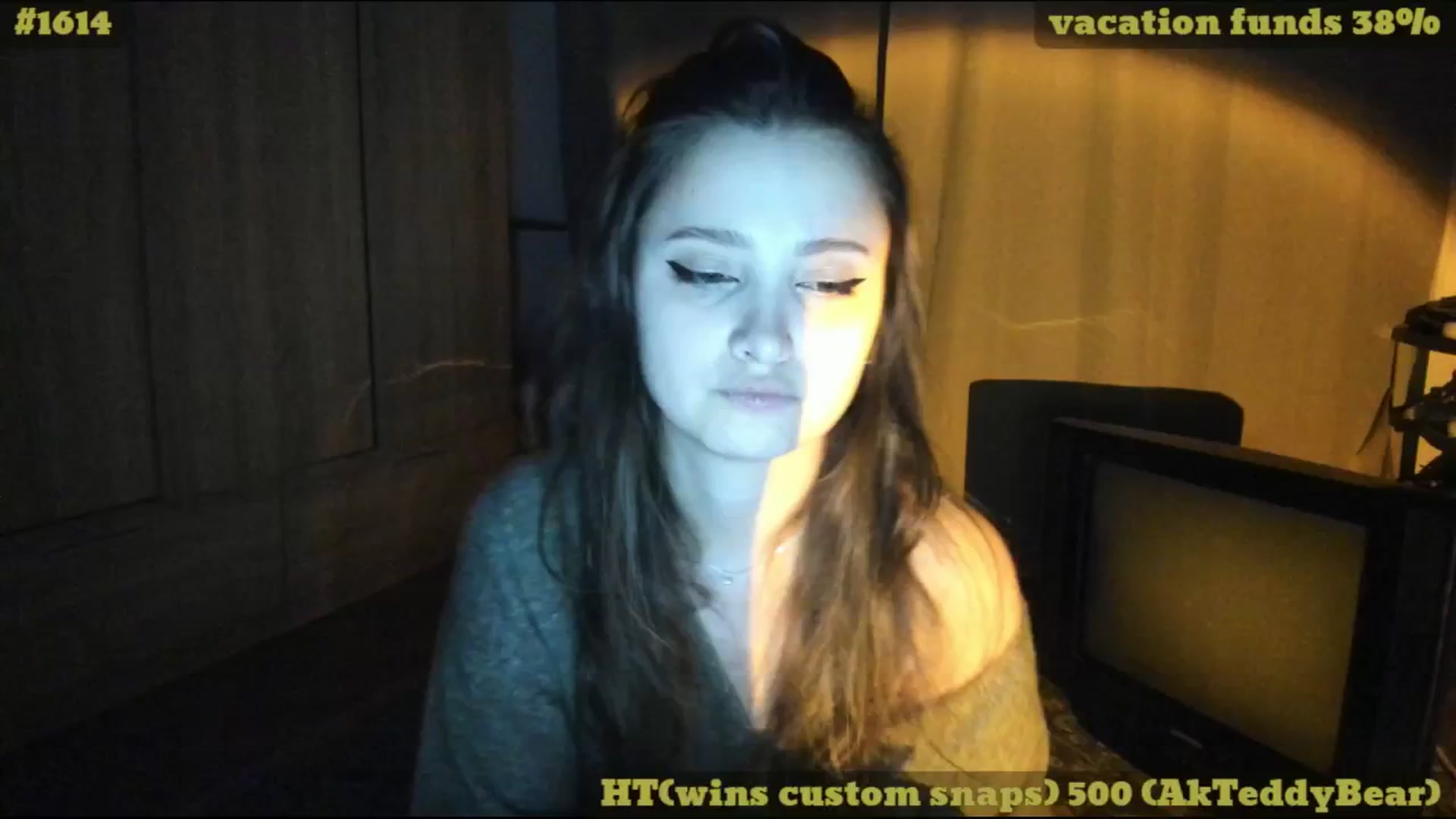 Gallery image thumbnail from TheScrewer's myfreecams stream on, 05/08/2025, 23:53 image 2 of 20