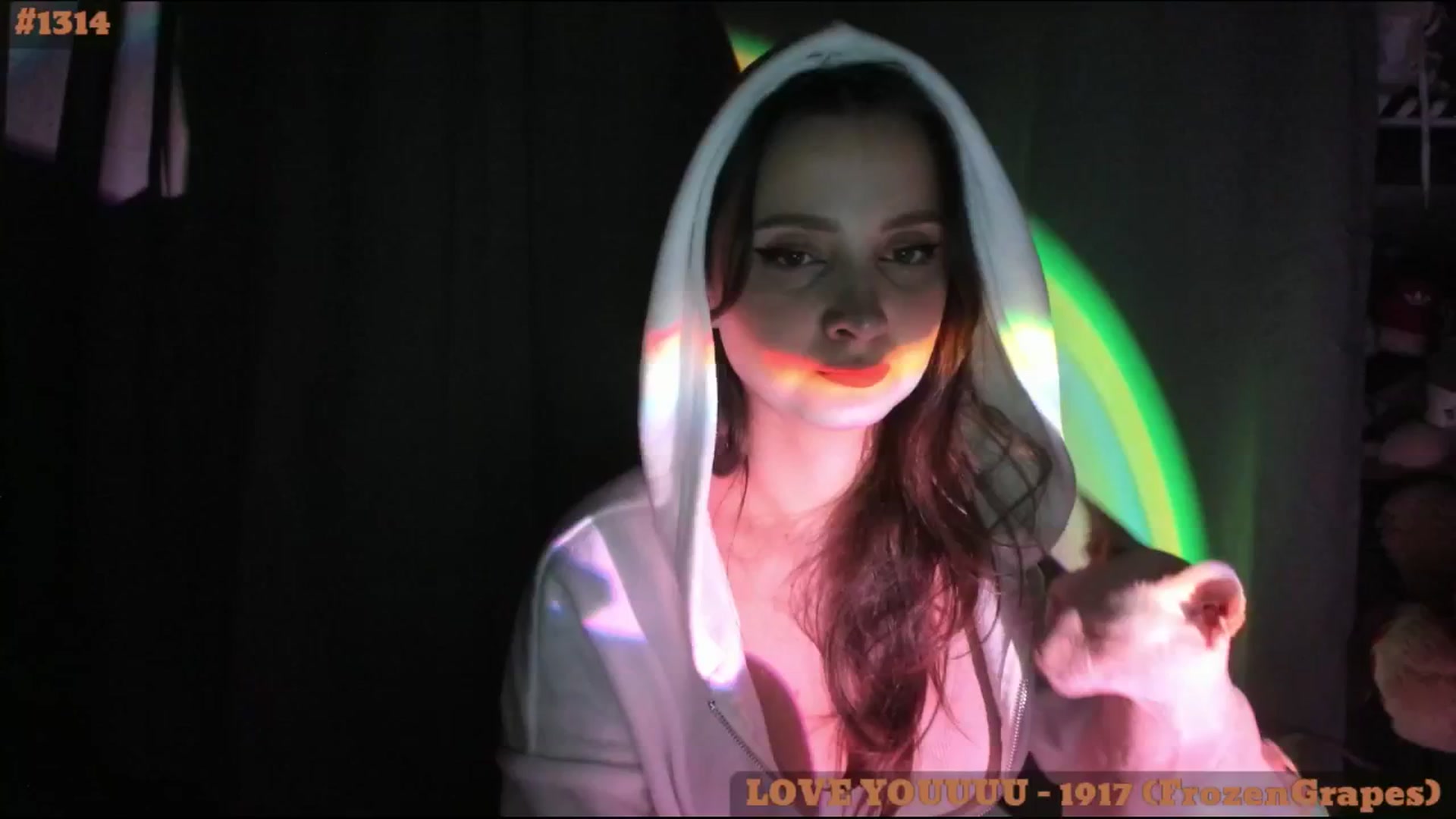 Gallery image thumbnail from TheScrewer's myfreecams stream on, 10/21/2025, 23:27 image 2 of 20