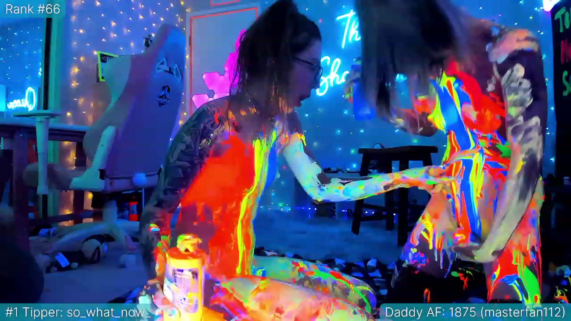 Gallery image thumbnail from TheSharkQueen's myfreecams stream on, 11/19/2022, 08:41 image 9 of 20
