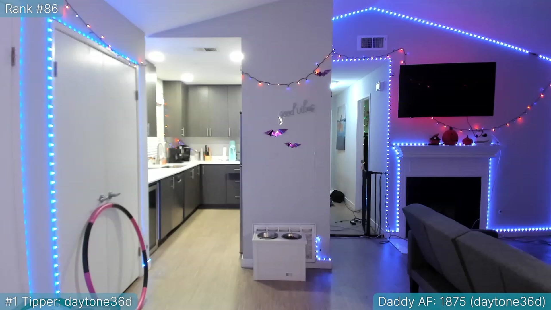 Gallery image thumbnail from TheSharkQueen's myfreecams stream on, 11/23/2022, 05:38 image 19 of 20
