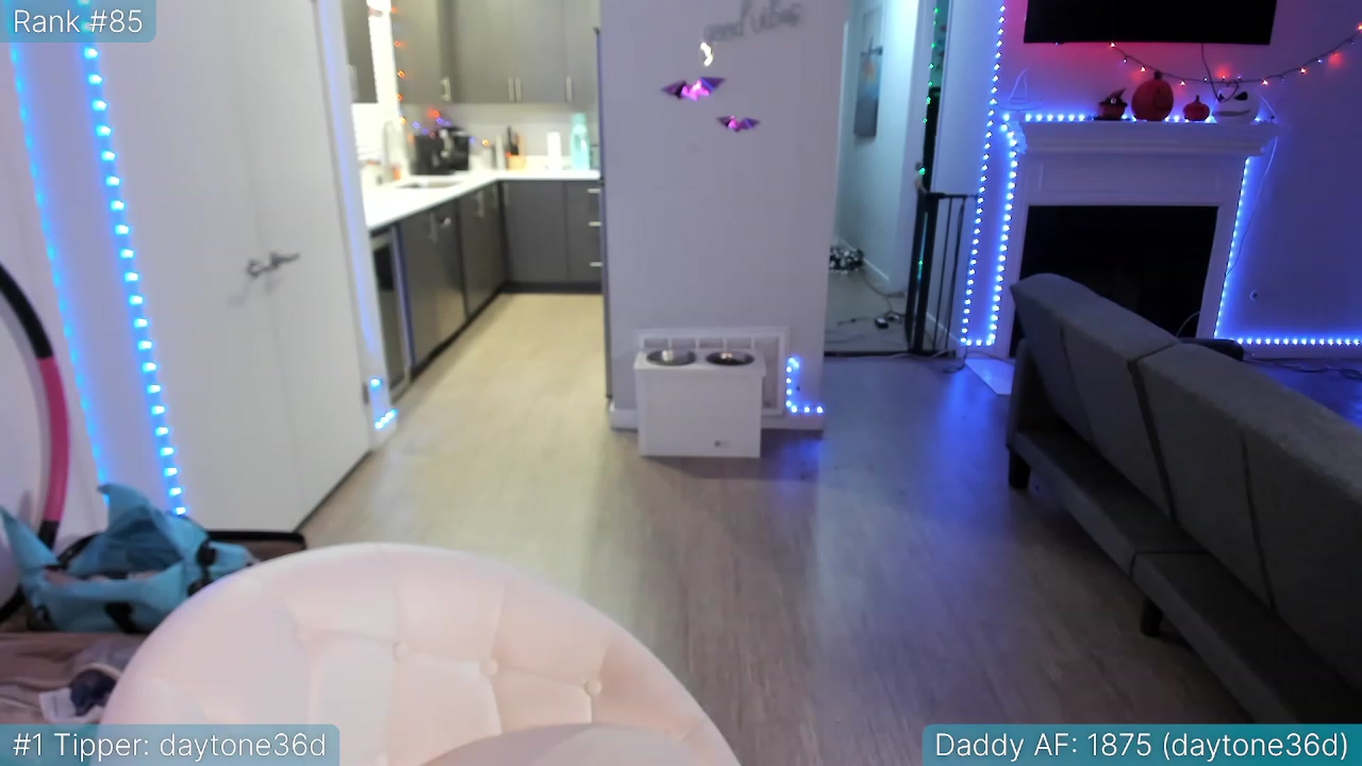 Gallery image thumbnail from TheSharkQueen's myfreecams stream on, 11/23/2022, 05:38 image 14 of 20