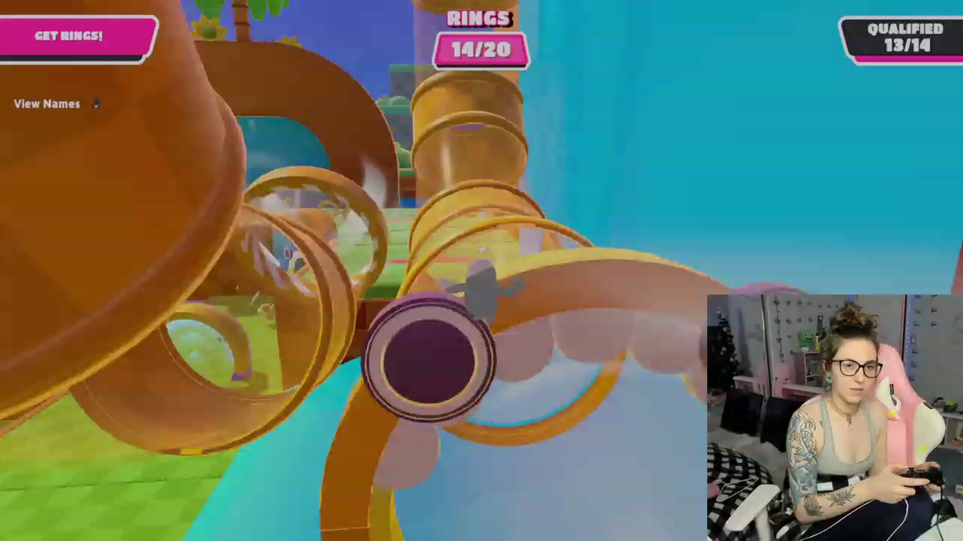 Gallery image thumbnail from TheSharkQueen's myfreecams stream on, 12/06/2022, 03:31 image 8 of 20