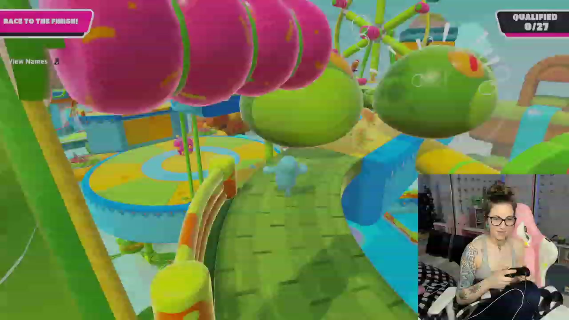 Gallery image thumbnail from TheSharkQueen's myfreecams stream on, 12/06/2022, 03:31 image 7 of 20