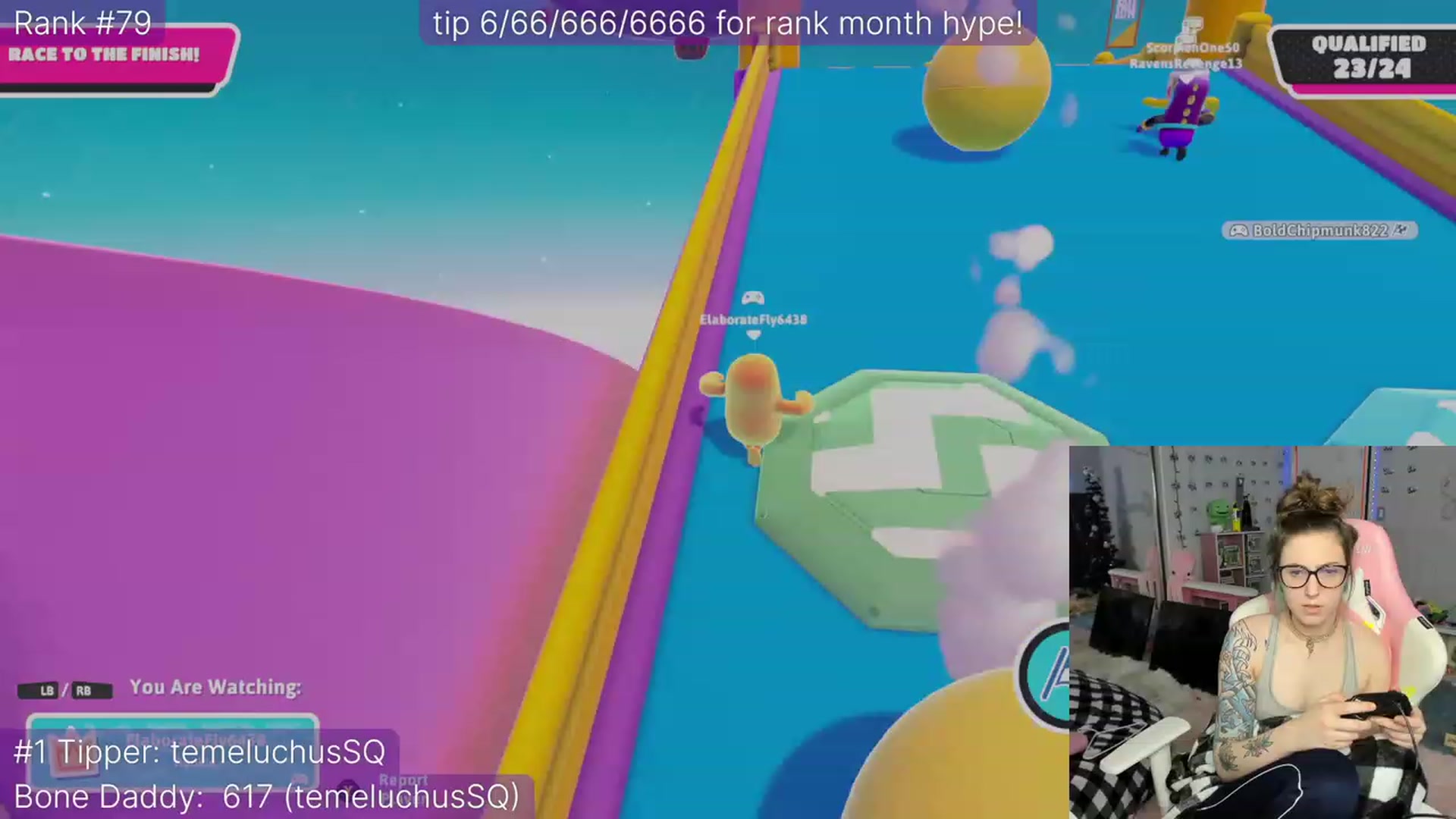 Gallery image thumbnail from TheSharkQueen's myfreecams stream on, 12/06/2022, 03:31 image 18 of 20